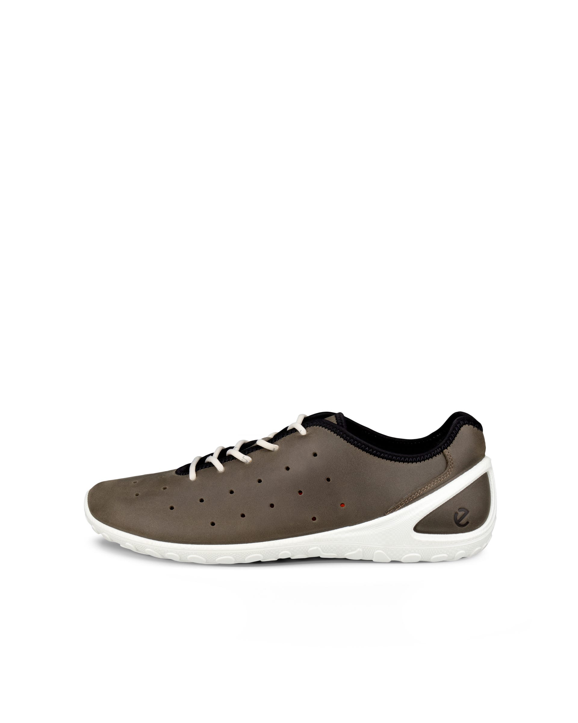 Męskie sznurowane buty z nubuku ECCO® BIOM EVERYDAY - Brązowy - Outside