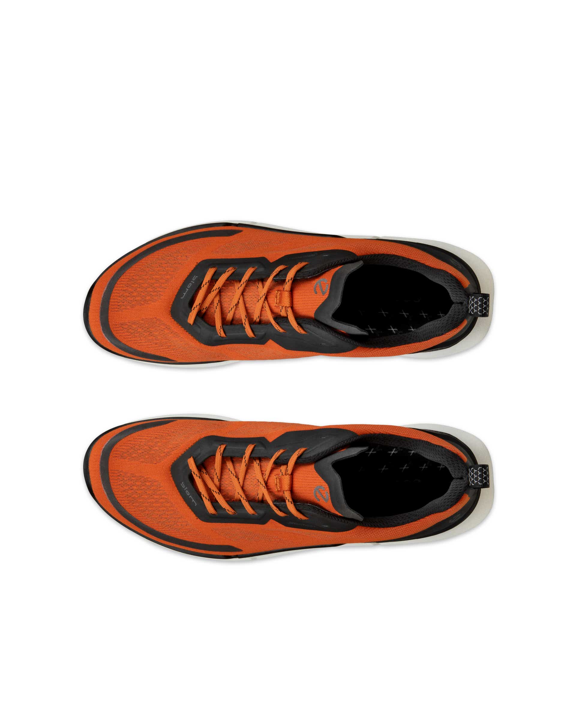ECCO Men BIOM 2.2 Low Breathru - Orange - Top left pair