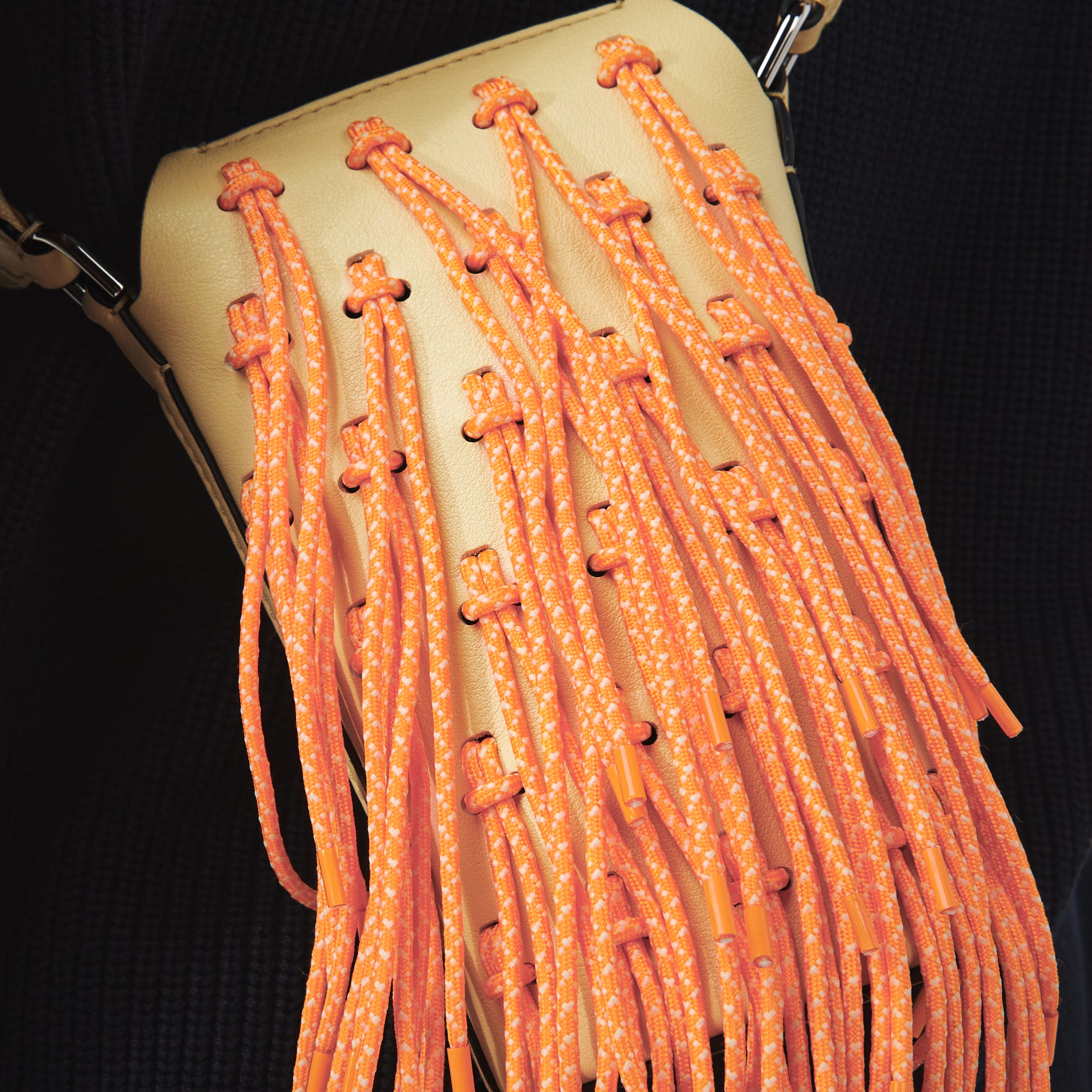 ECCO Pot Bag Laces - Yellow - Modelshot-1