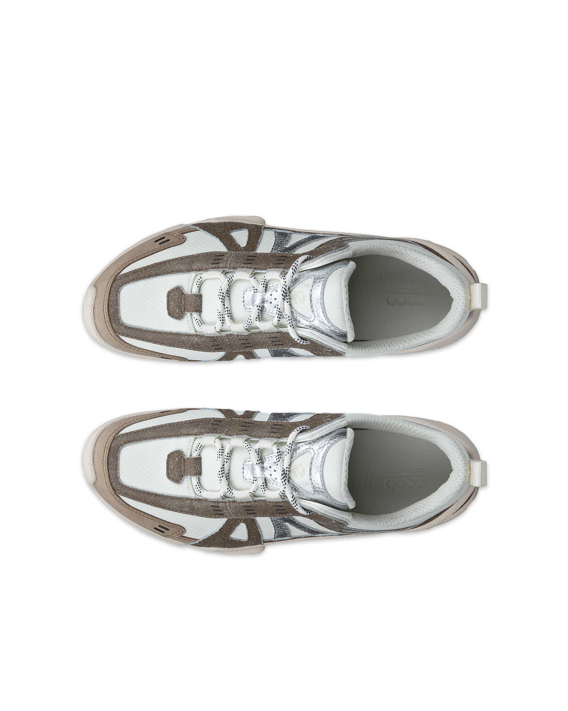 ECCO® BIOM C-Trail baskets de plein air en daim pour femme - Brun - Top left pair
