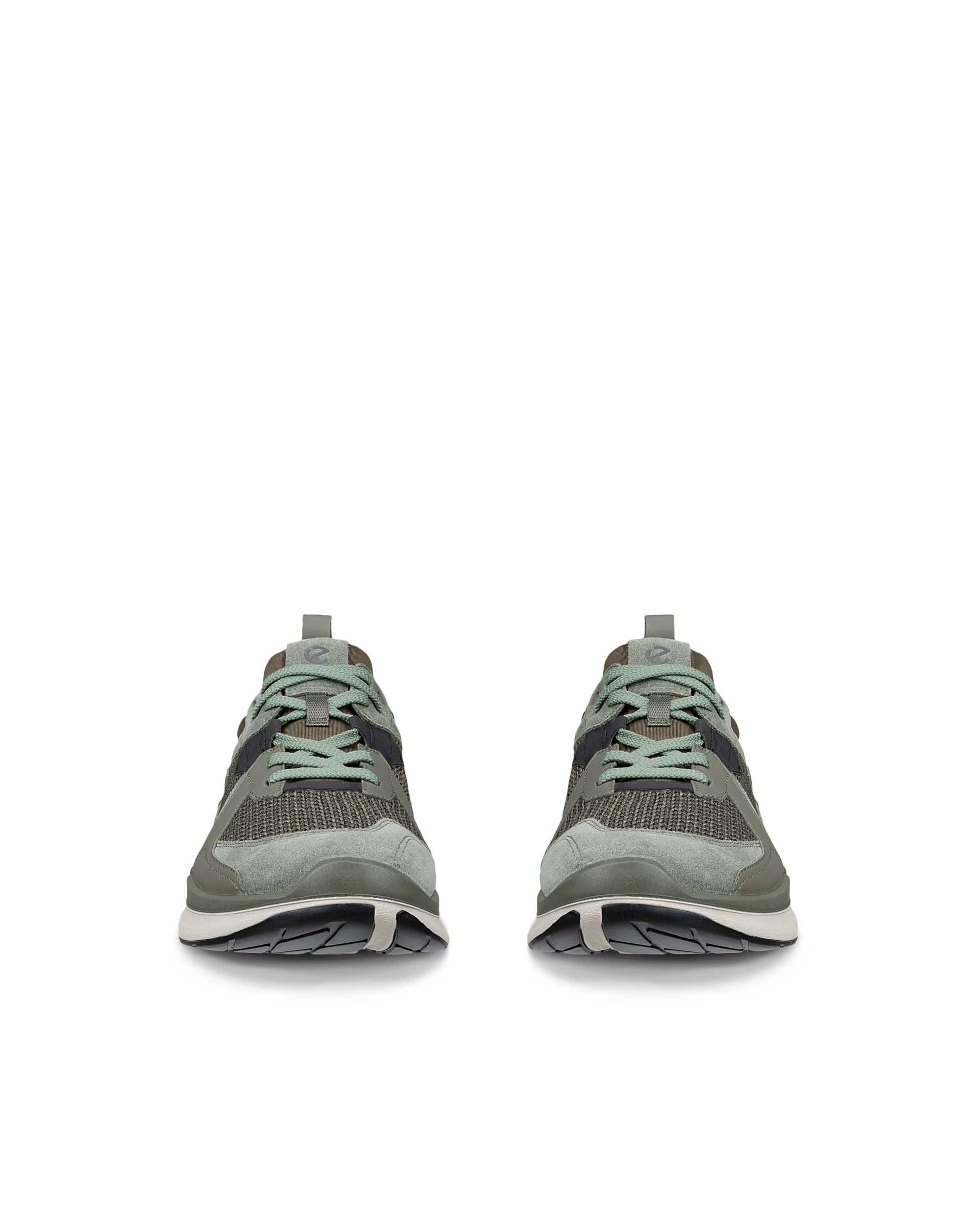 ECCO® BIOM 2.2 baskets de plein air en daim pour homme - Vert - Front pair
