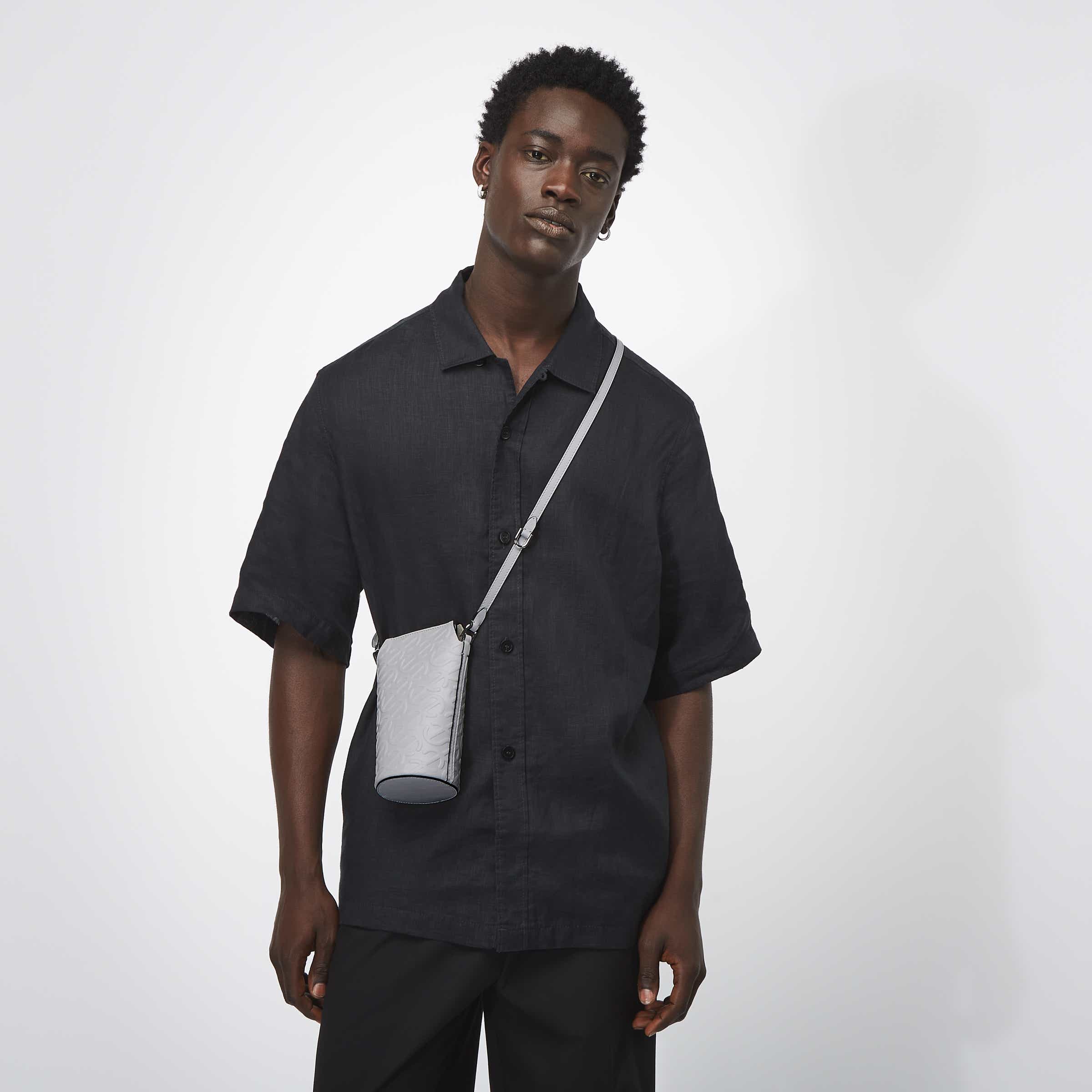 ECCO® Wave Pot Leather Crossbody Bag - Grey - Modelshot-1