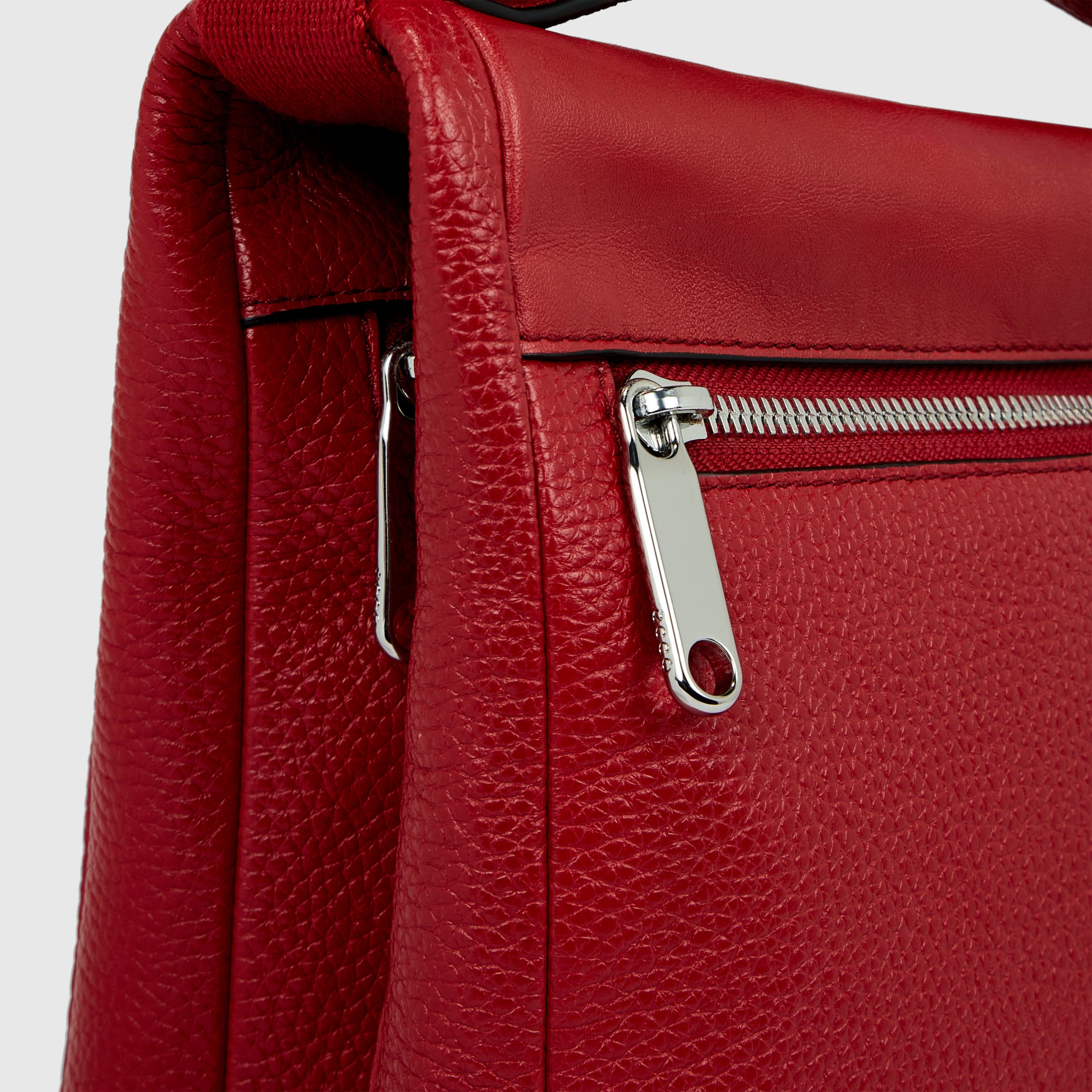 ECCO® Textureblock Leather Crossbody Bag - Red - Detail-2