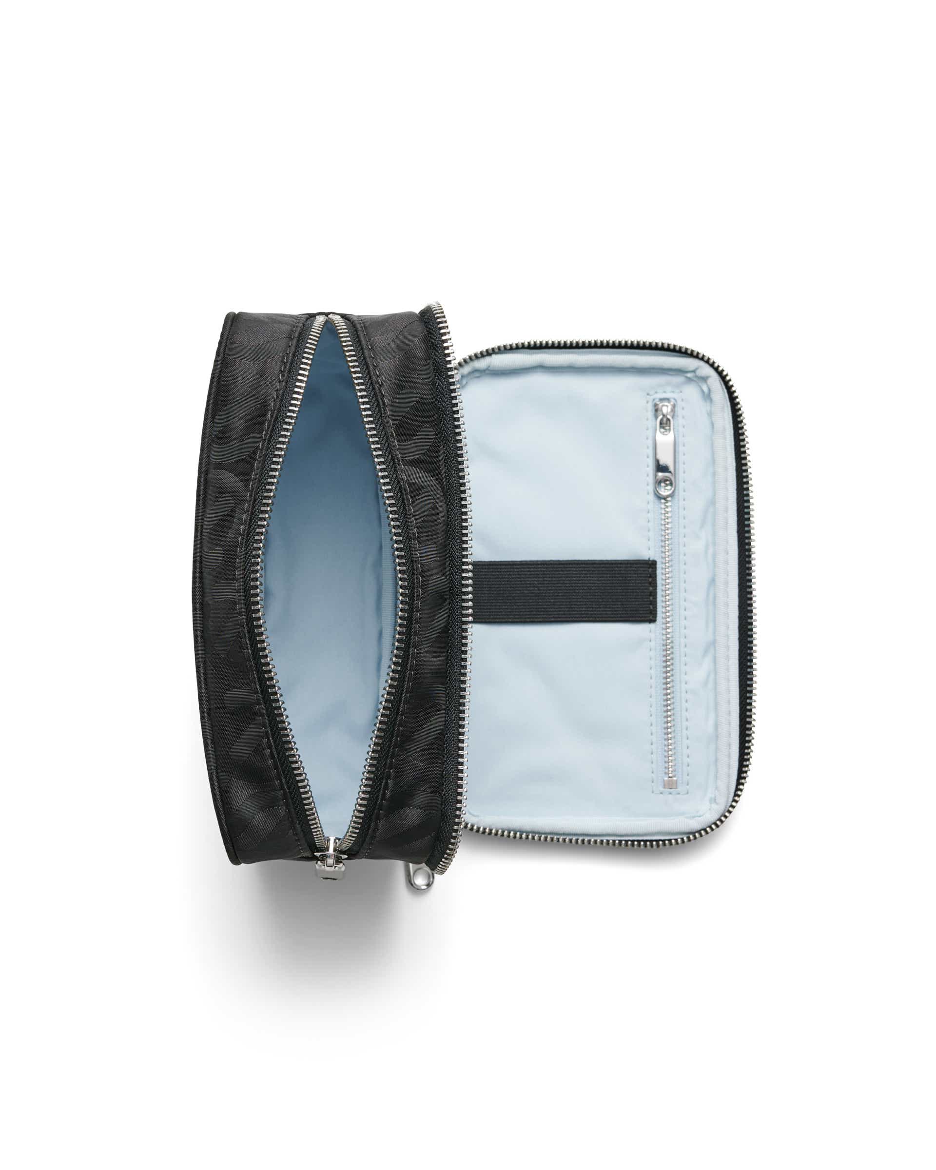 ECCO® Tech Kit bőr kézitáska - Fekete - Birdeye