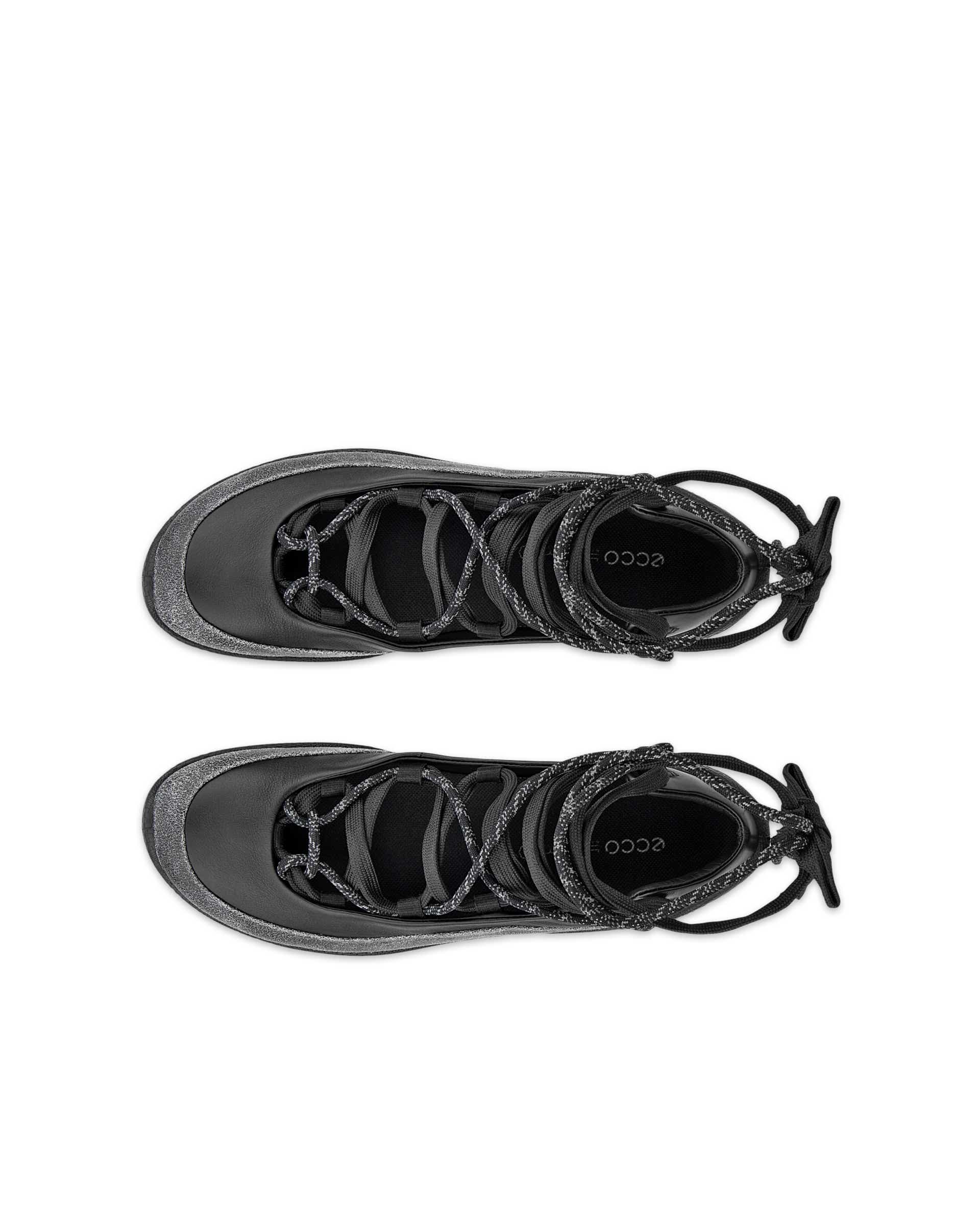 ECCO® BIOM Lite baskets de plein air en cuir pour femme - Noir - Top left pair