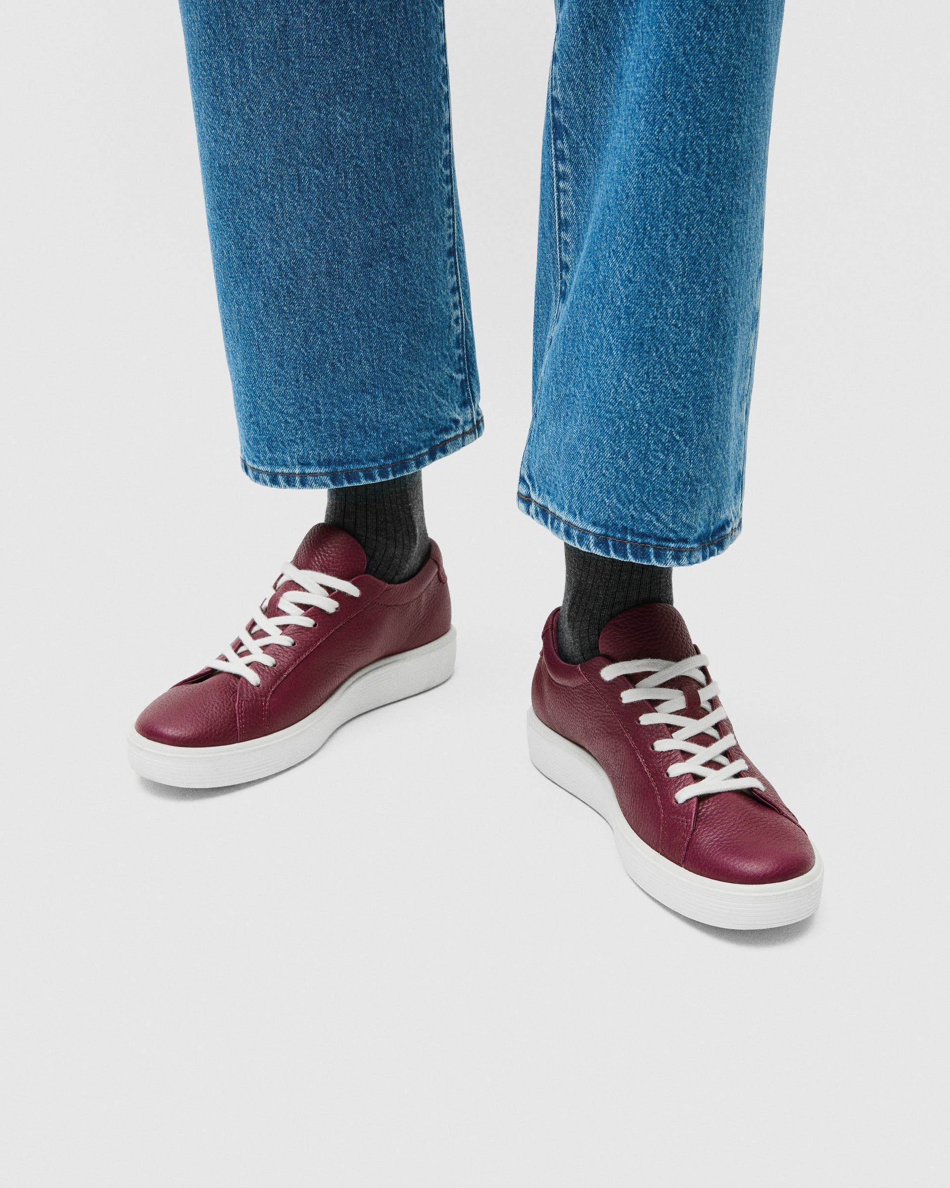 ECCO® SOFT 60 baskets en cuir pour femme - Rouge - Lifestyle image-1