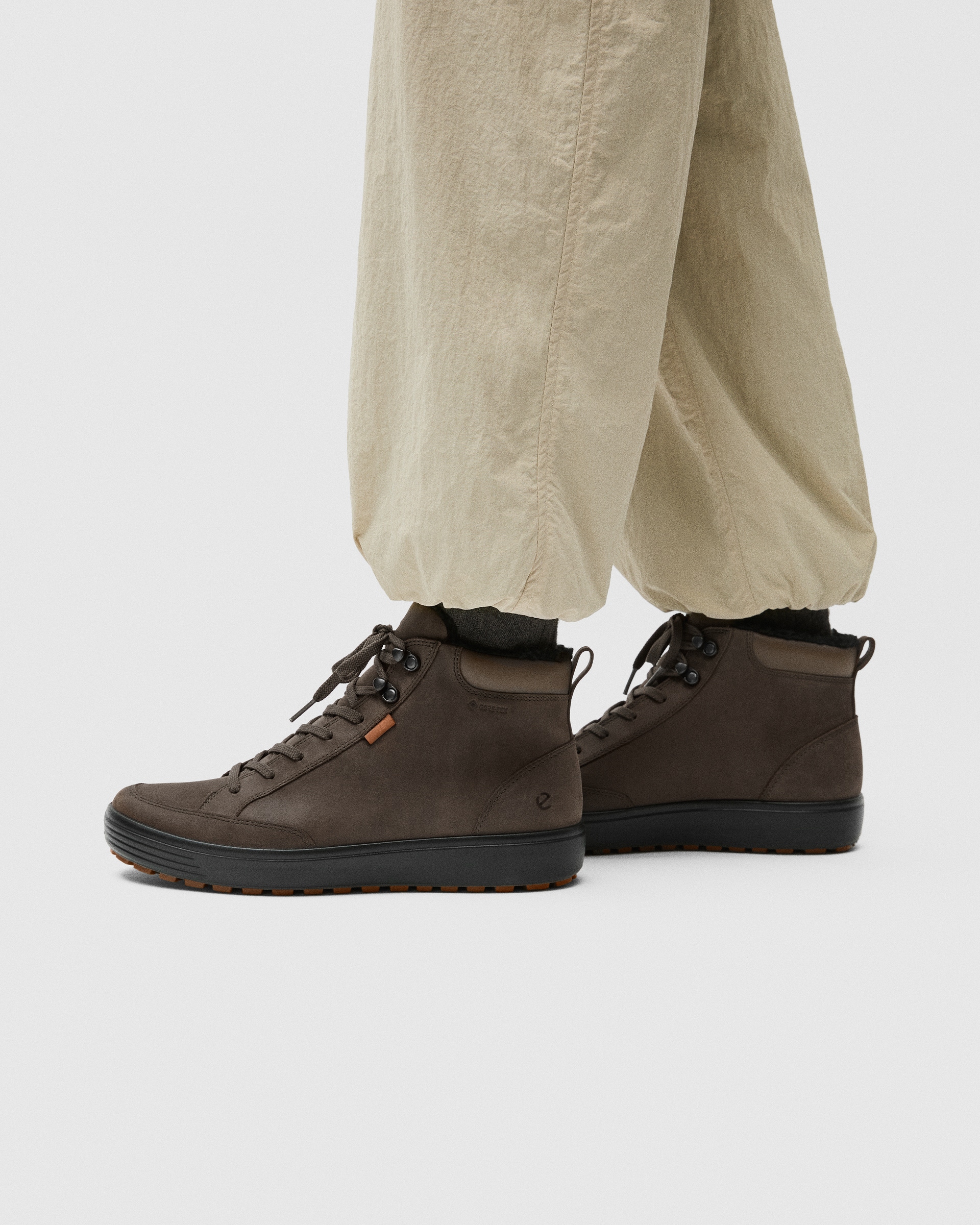 ECCO SOFT 7 TRED M MID-CUT GTX - Verde - Lifestyle image-1