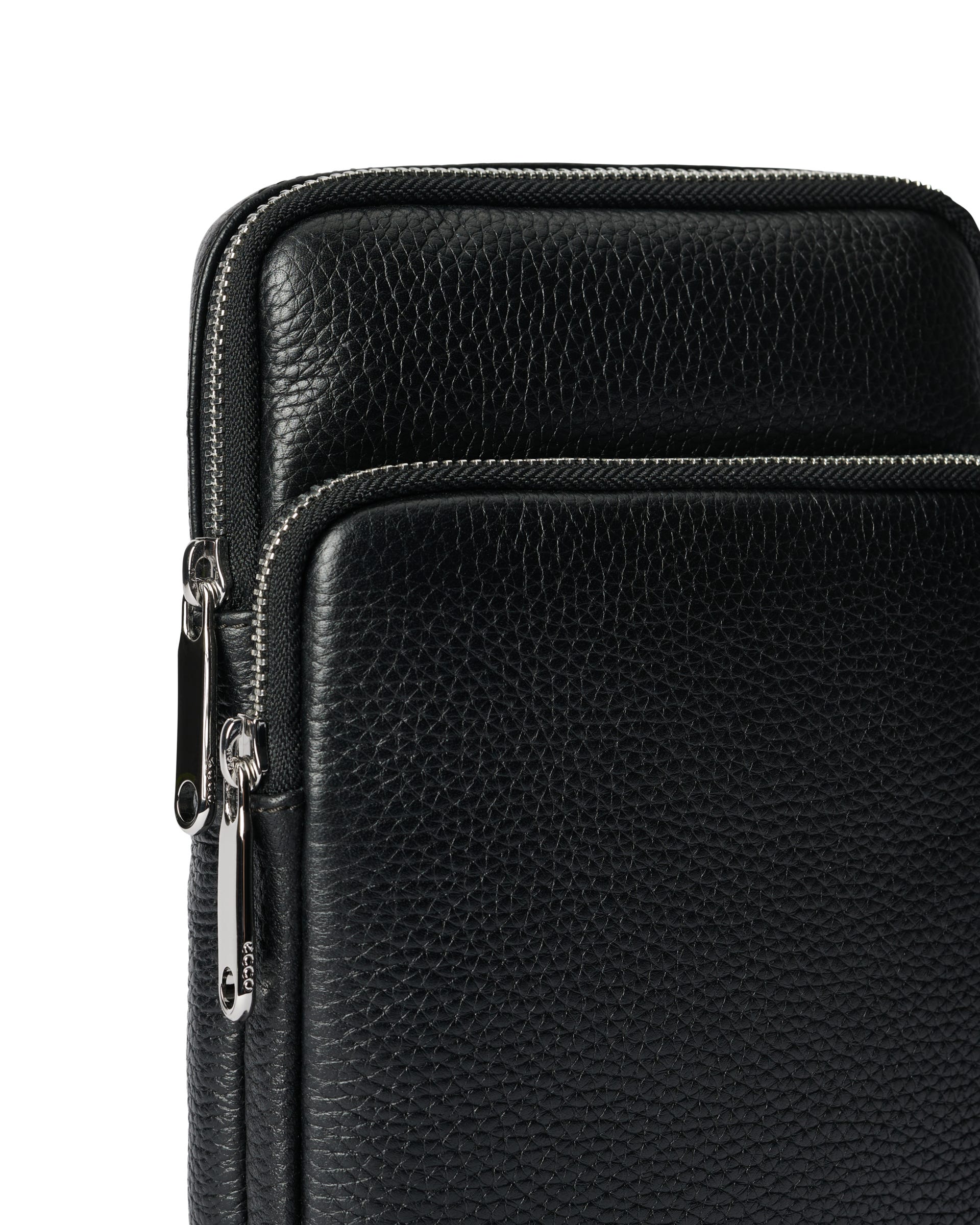 ECCO® Flat Pouch Leather Crossbody Bag