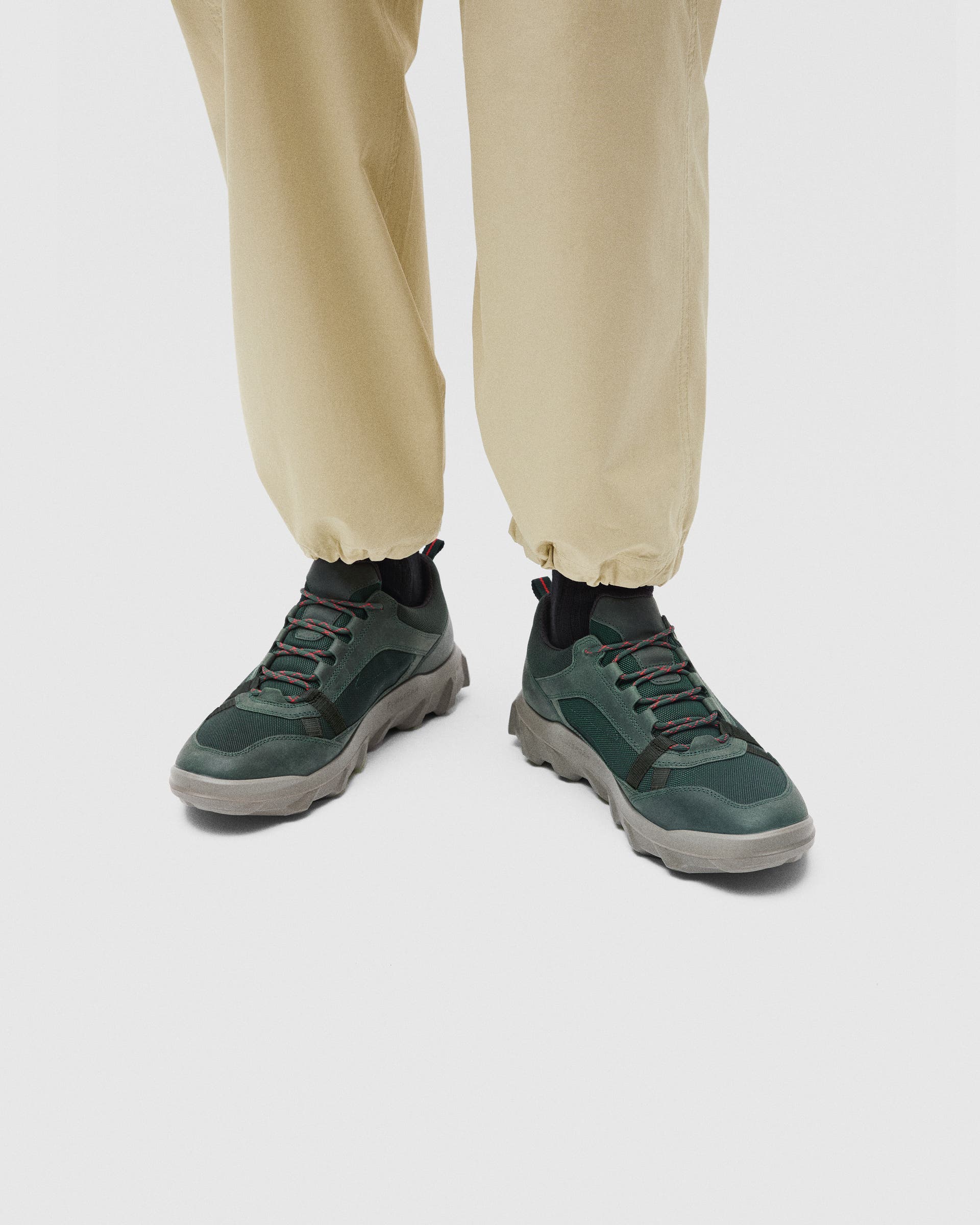 Męskie nubukowe buty outdoorowe ECCO® MX - Zielony - Lifestyle image-1