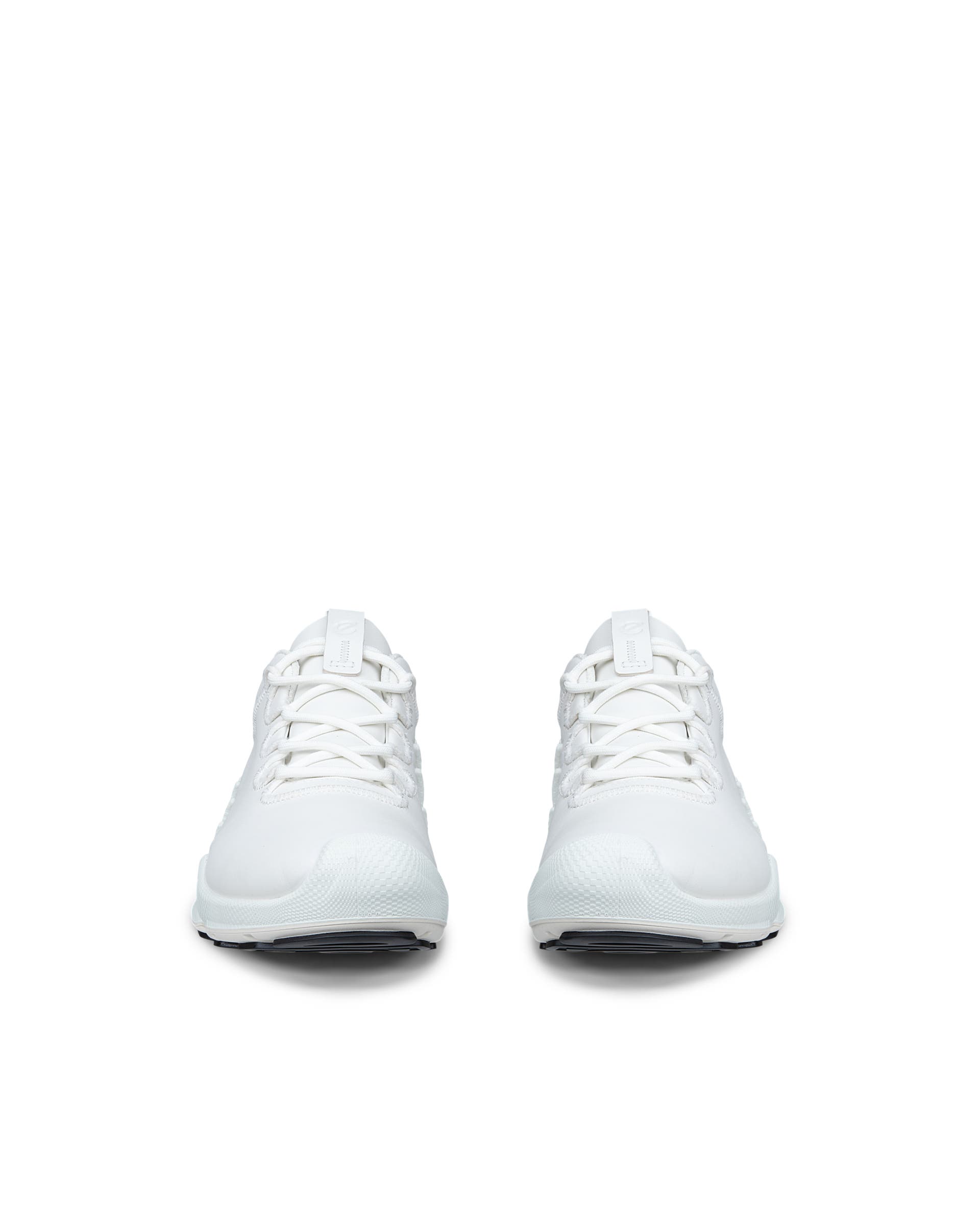 ECCO BIOM AEX WOMEN'S SNEAKER ウィメンズ レザーアウトドアスニーカー - ホワイト - Front pair