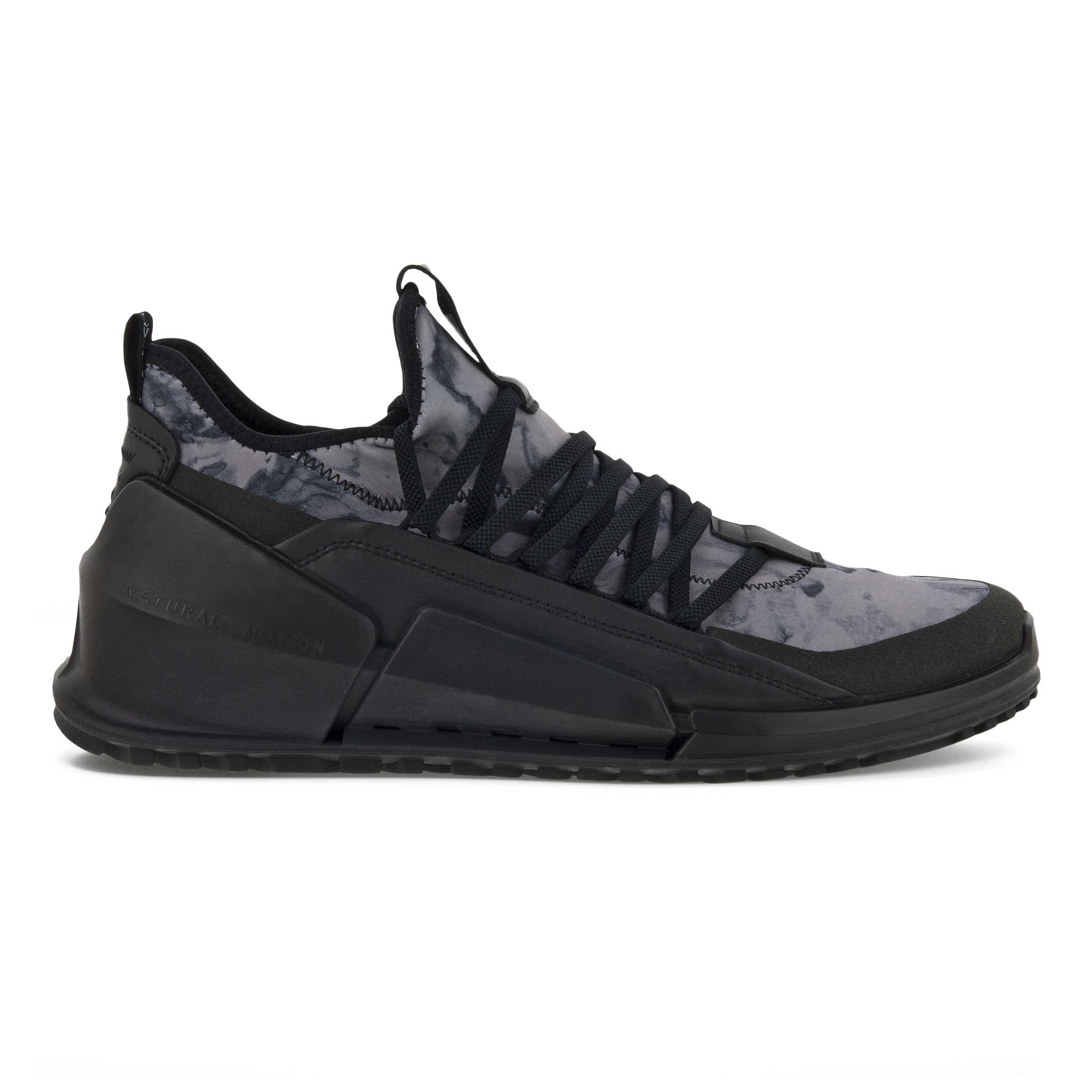 ECCO BIOM 2.0 - undefined - Outside