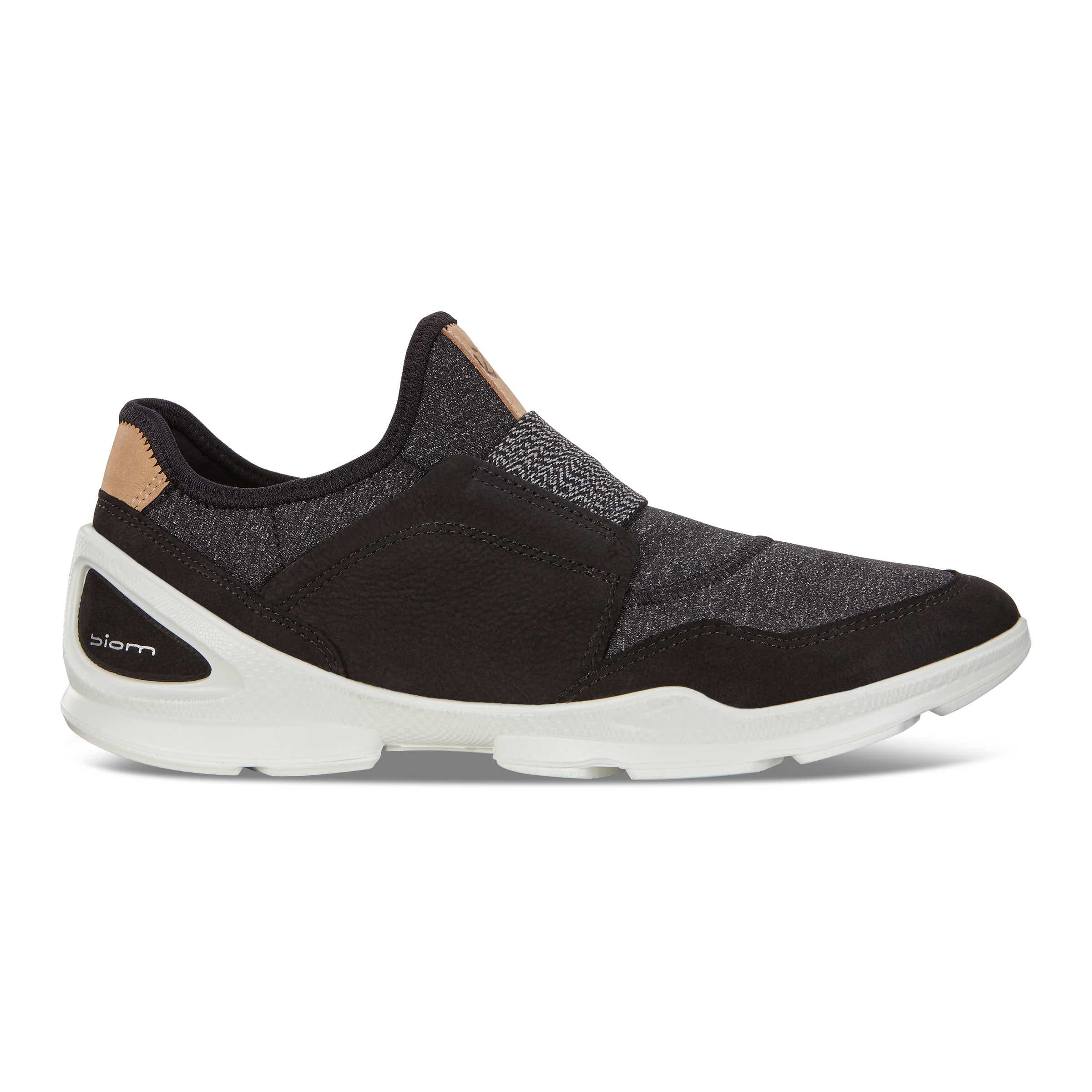 ECCO BIOM STREET. Slip-on - Black - Outside