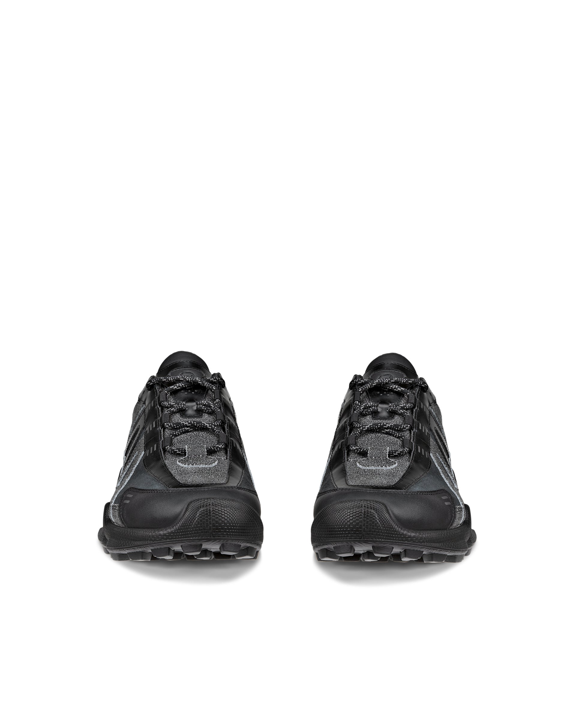 ECCO BIOM C Trail メンズ レザーアウトドアスニーカー - ブラック - Front pair