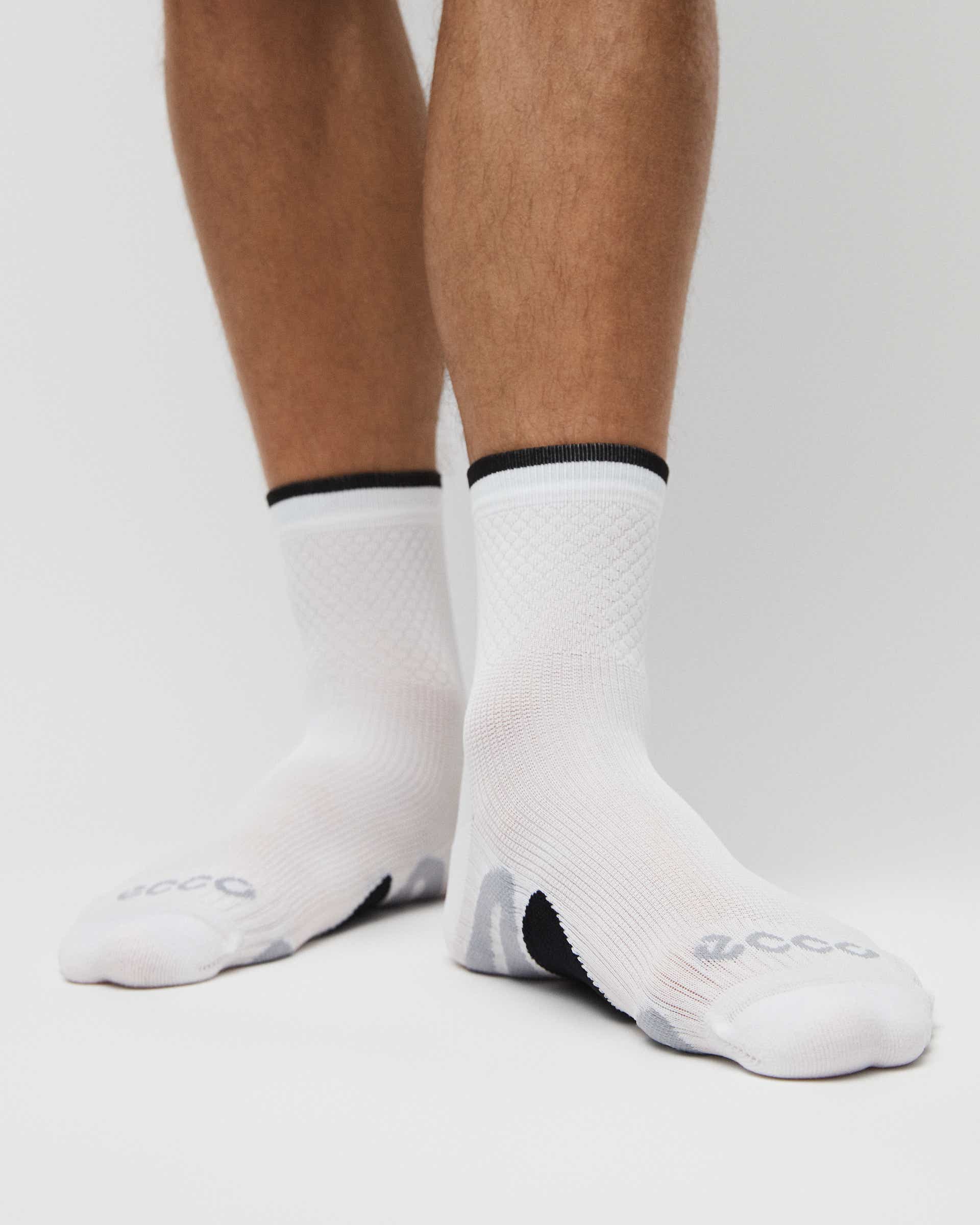 Unisex ponožky střední délky ECCO® - Bílá - Lifestyle image-1