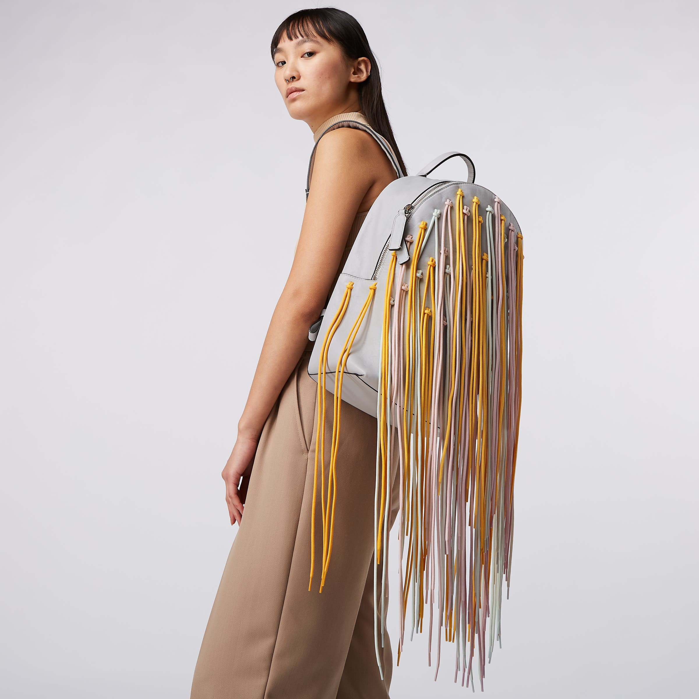 ECCO® E Leather Lace Round Backpack - White - Modelshot-1