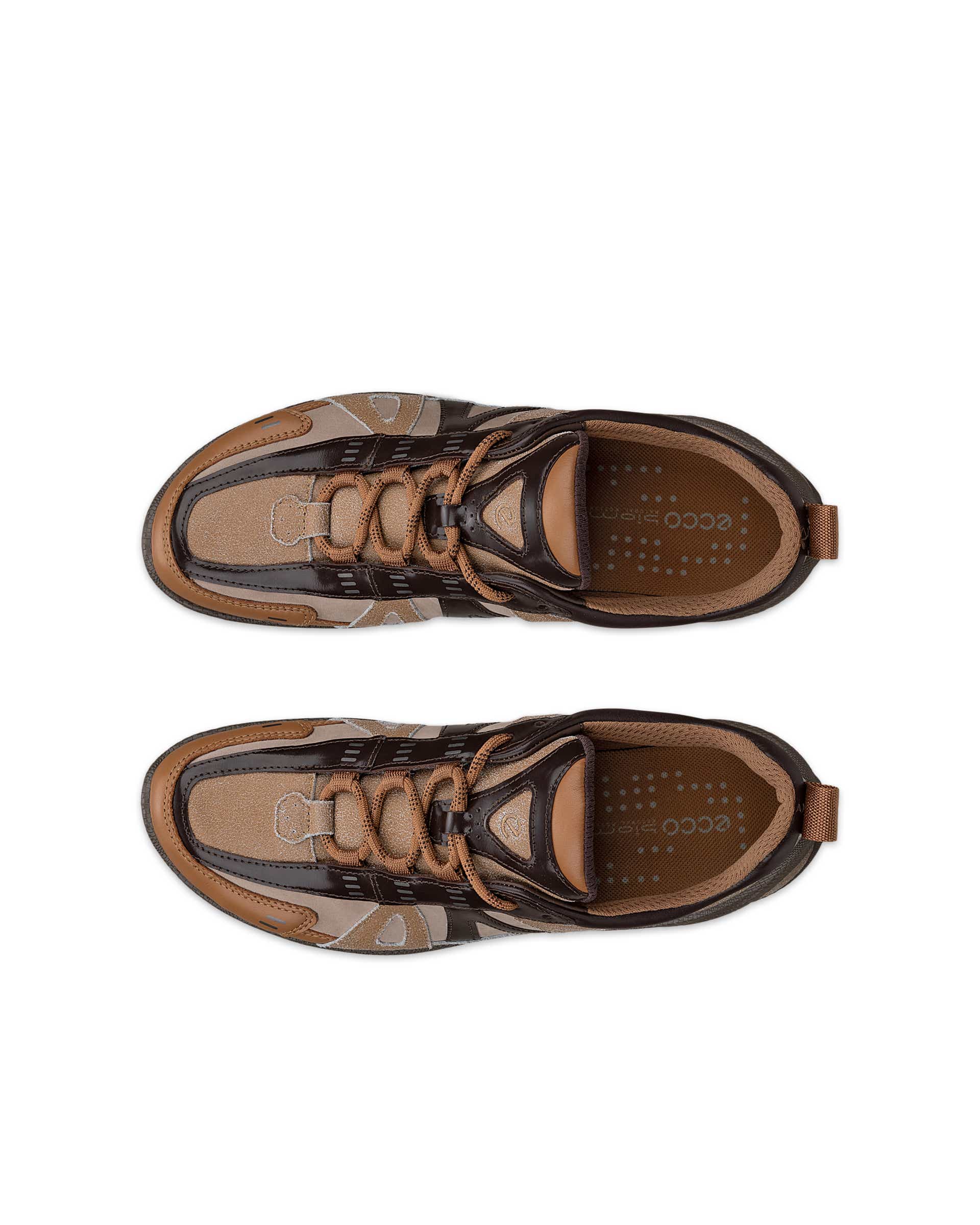 ECCO® BIOM Lite baskets de plein air en daim pour femme - Brun - Top left pair