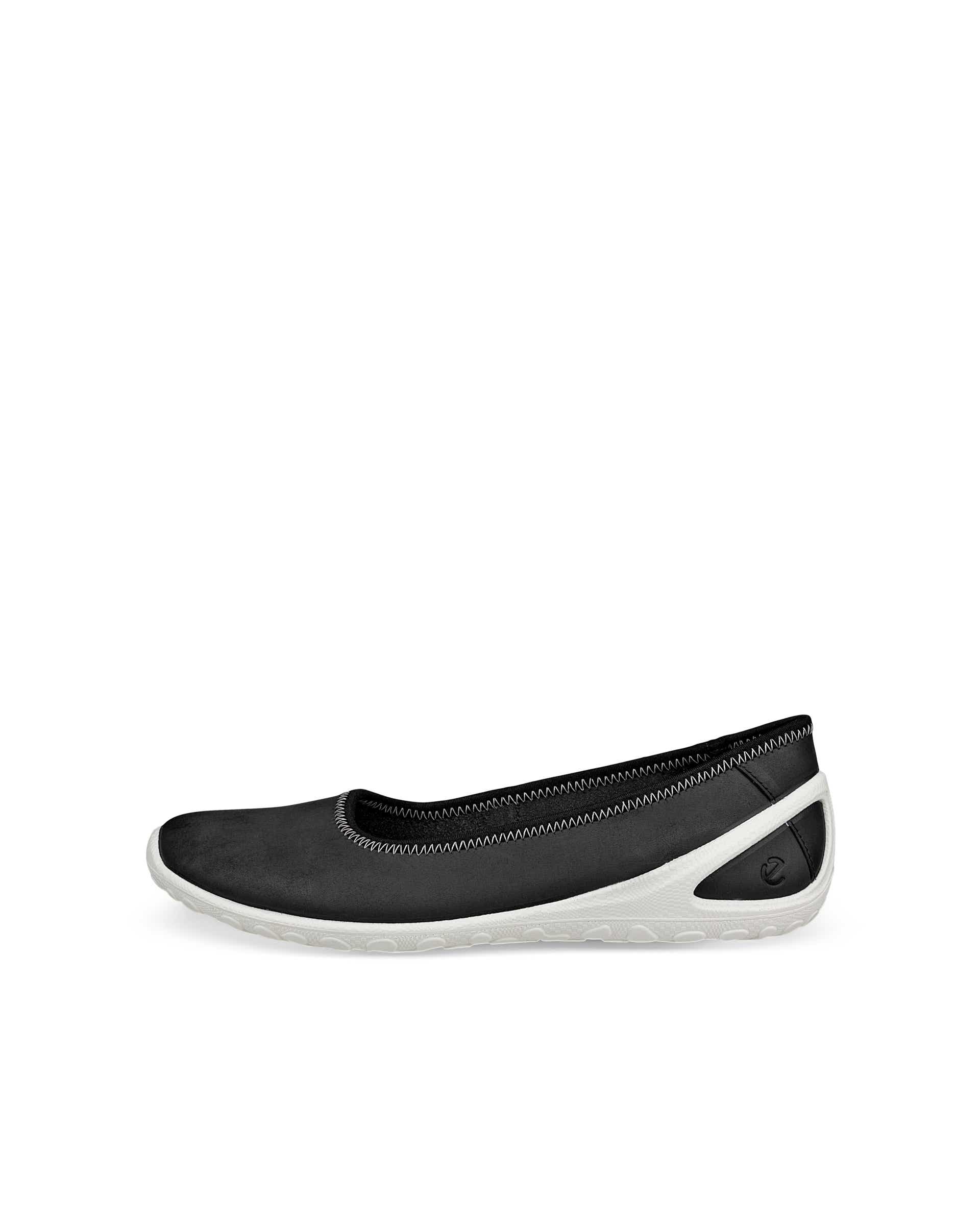 ECCO BIOM LITE W SLIP ON - Černá - Outside