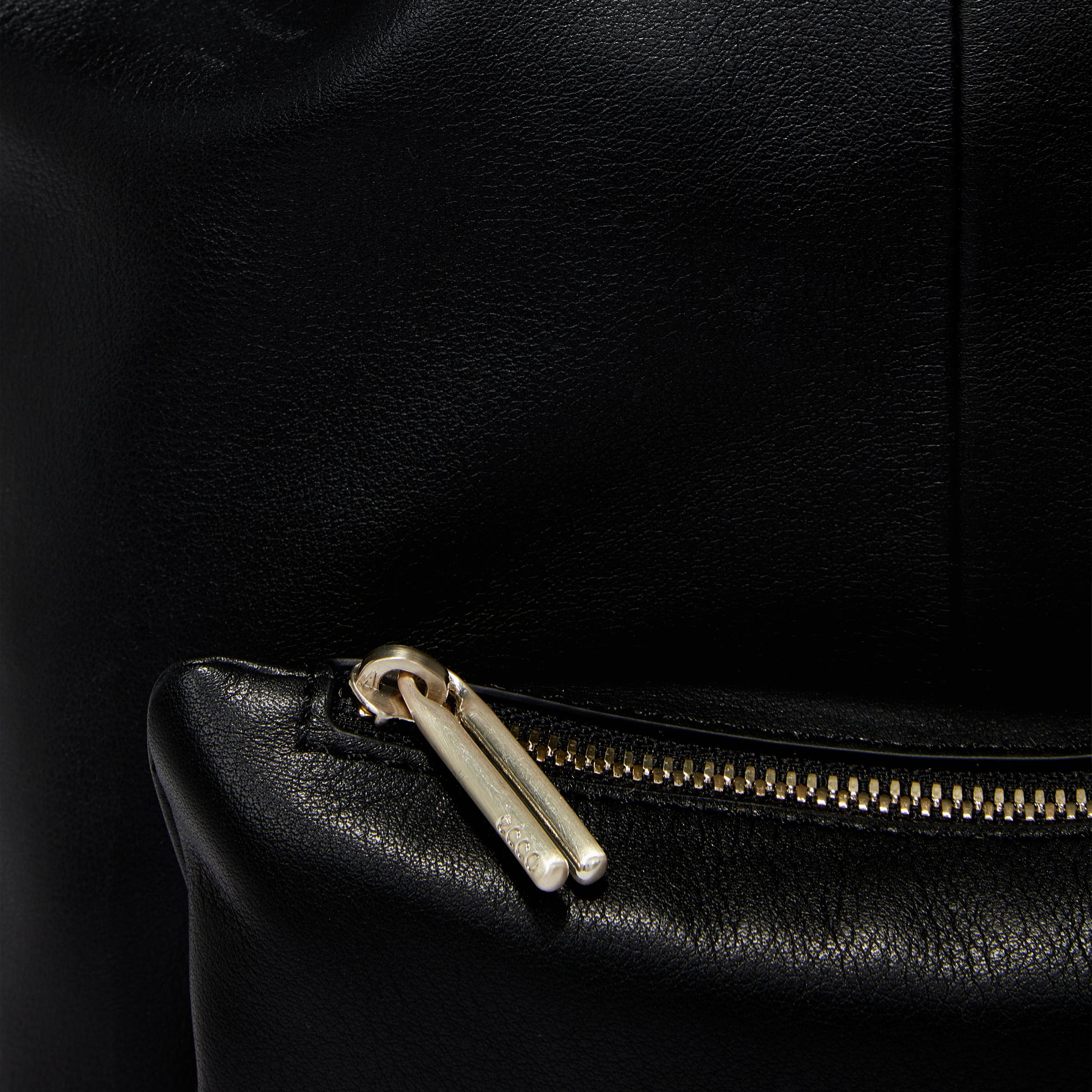 ECCO® Pillow Leather Backpack - Black - Detail-1