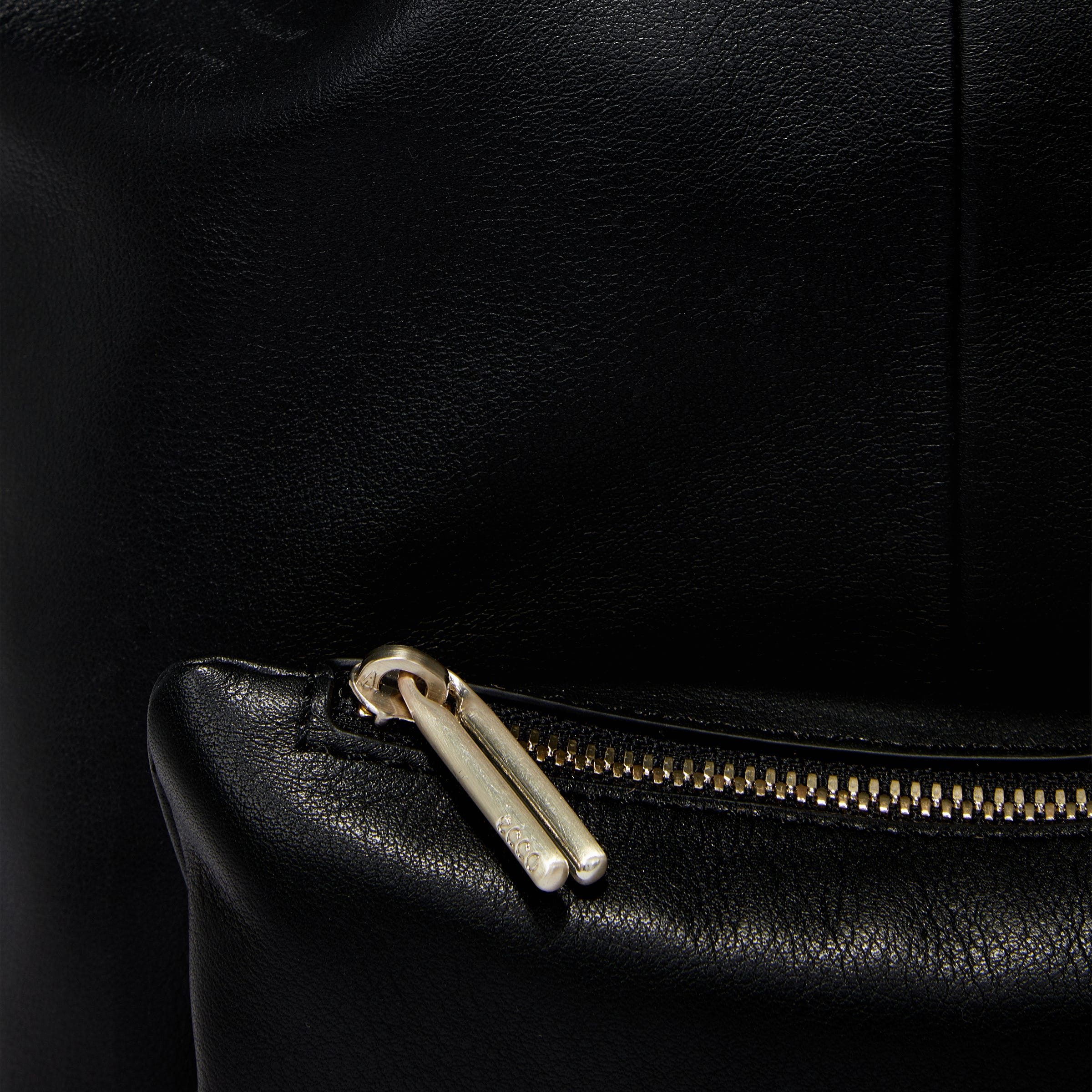 ECCO® Pillow Leather Backpack - Black - Detail-1