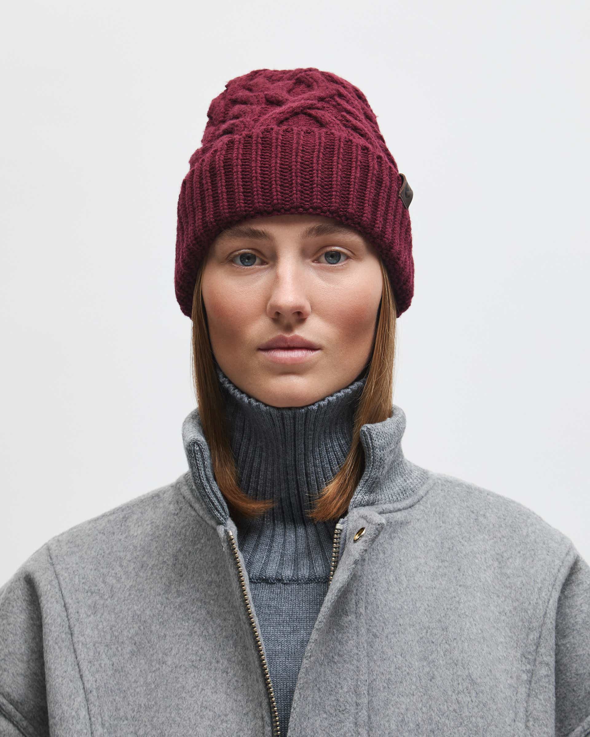 ECCO® Beanie Mössa dam - Röd - Lifestyle image-1