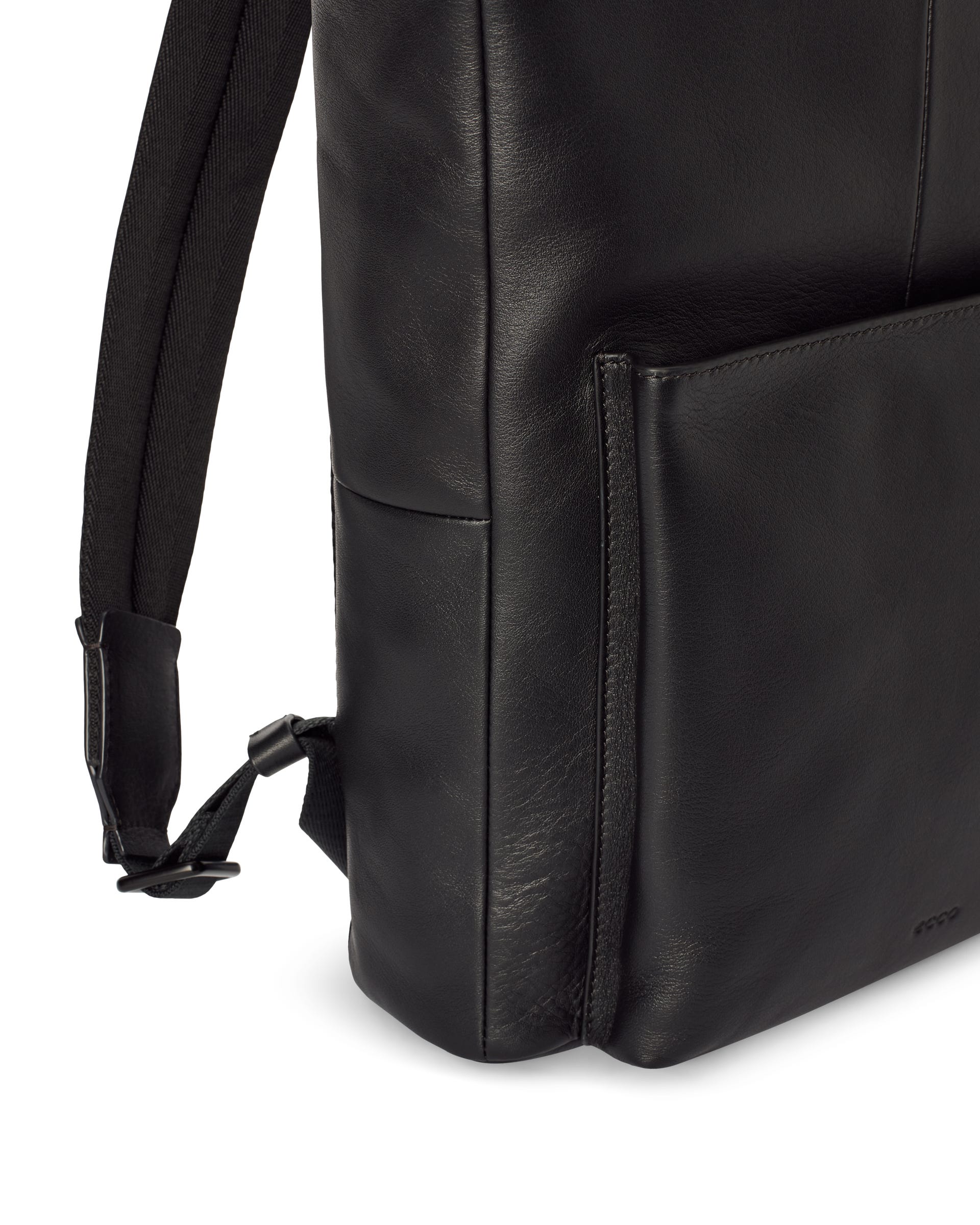 ECCO® SQUARE PACK CITY Herren Quadratischer Rucksack aus Leder - Schwarz - Main