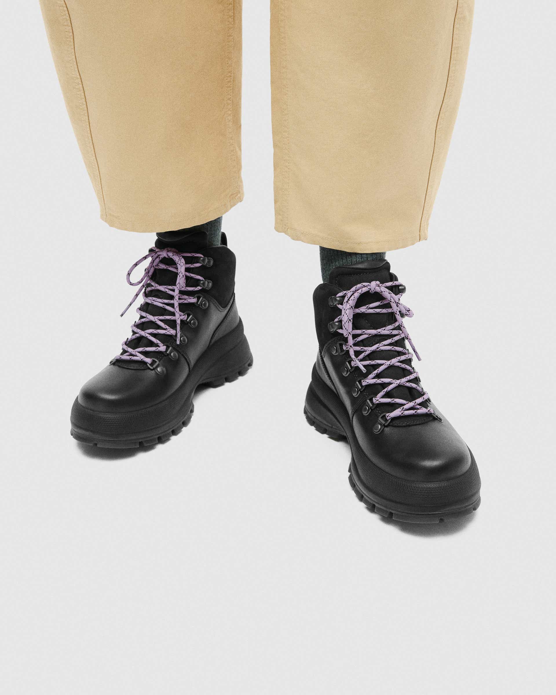 ECCO® TRACK 30 Ankelkänga i skinn dam - Svart - Lifestyle image-1