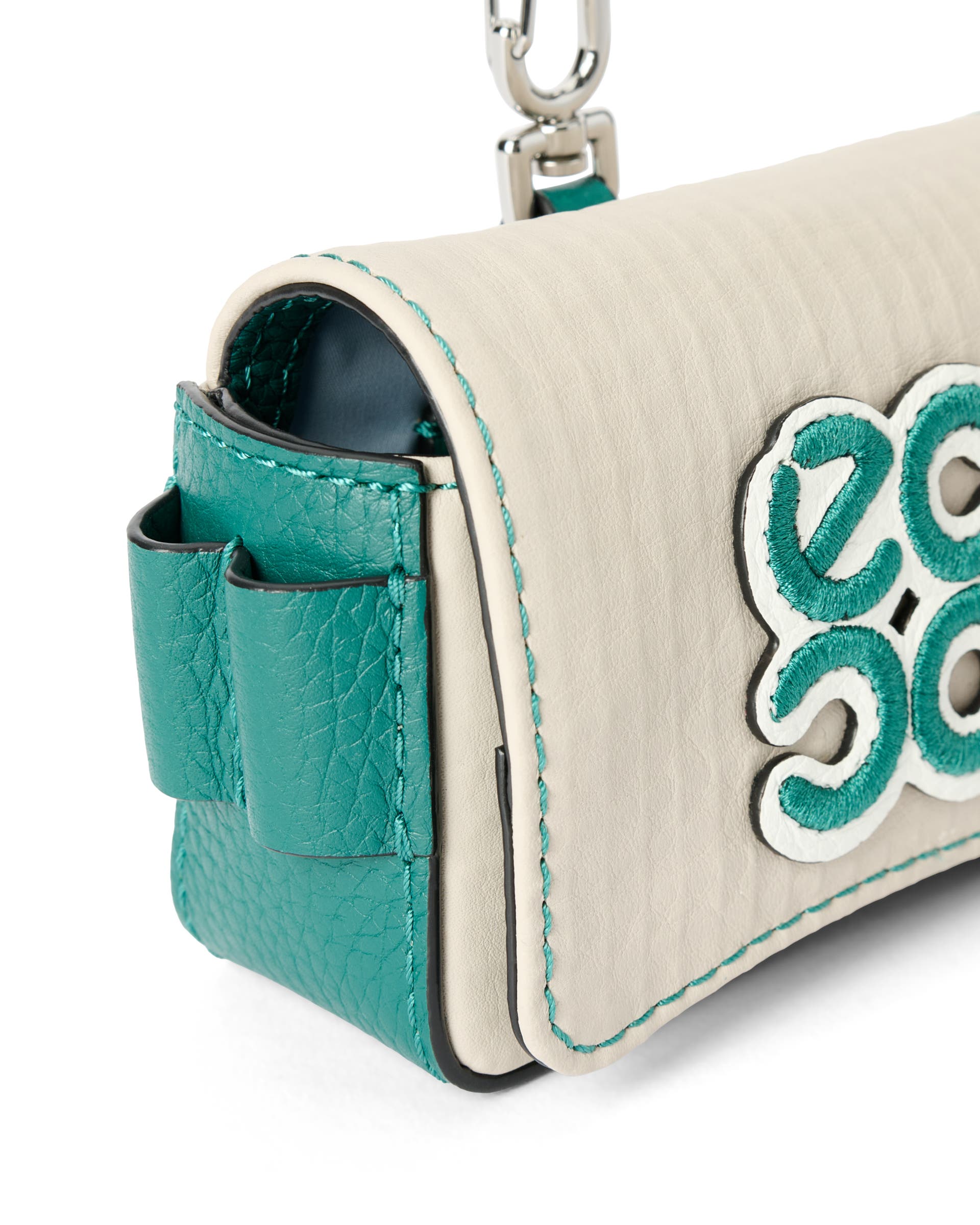 ECCO® Golf Zefer Leather Golf Ball Case - Beige - Detail-1