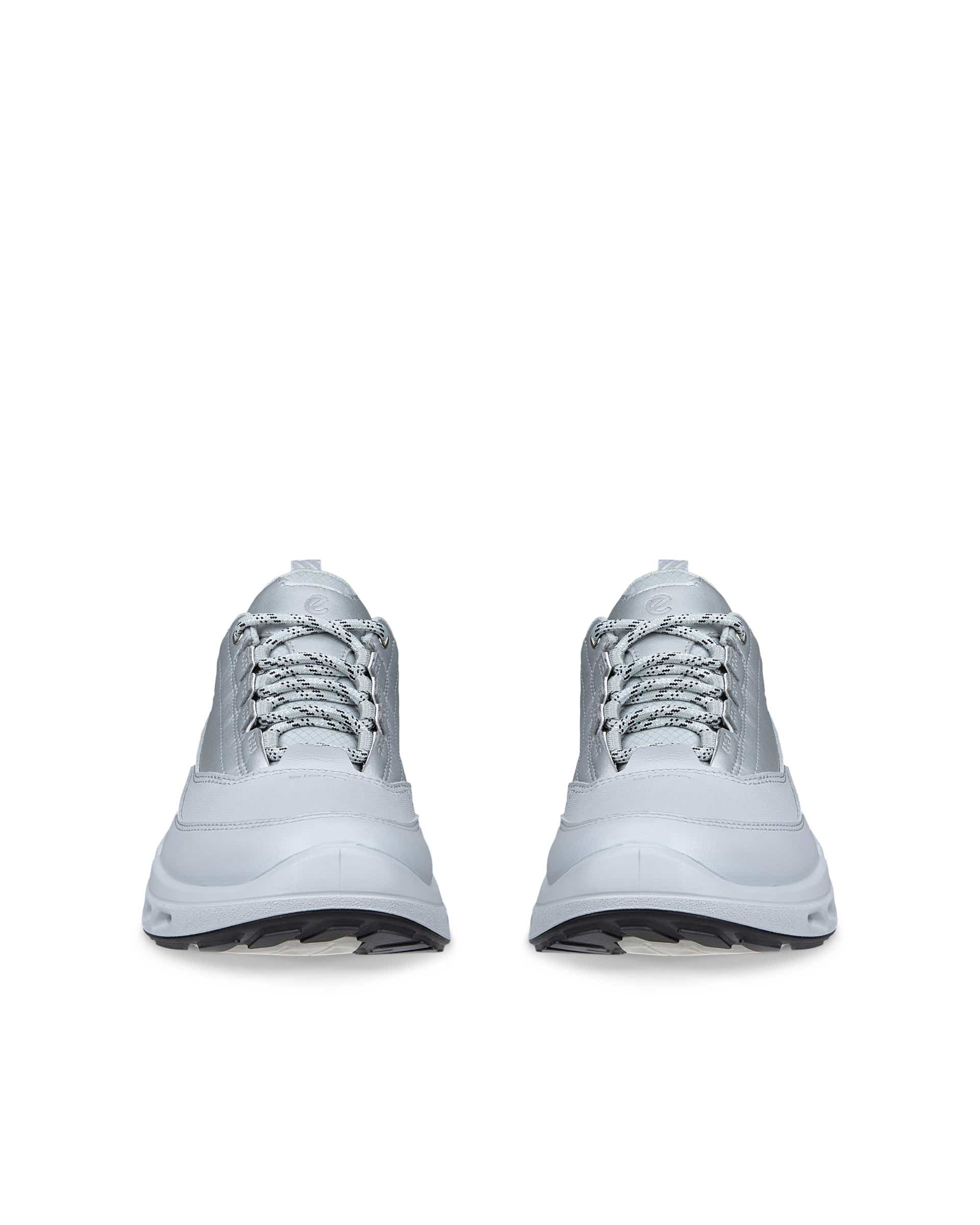 ECCO® BIOM 720 baskets en cuir Gore-Tex pour femme - Gris - Front pair