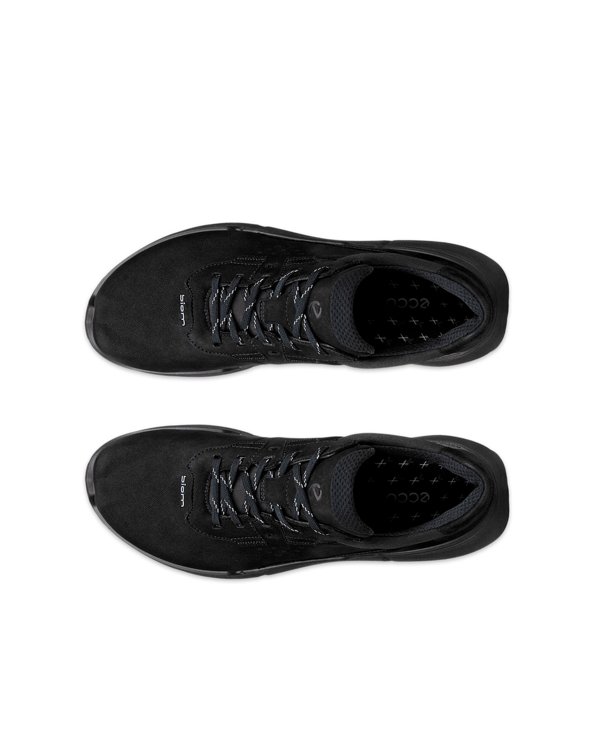 ECCO® BIOM 2.2 Damen Sneaker aus Nubukleder - Schwarz - Top left pair