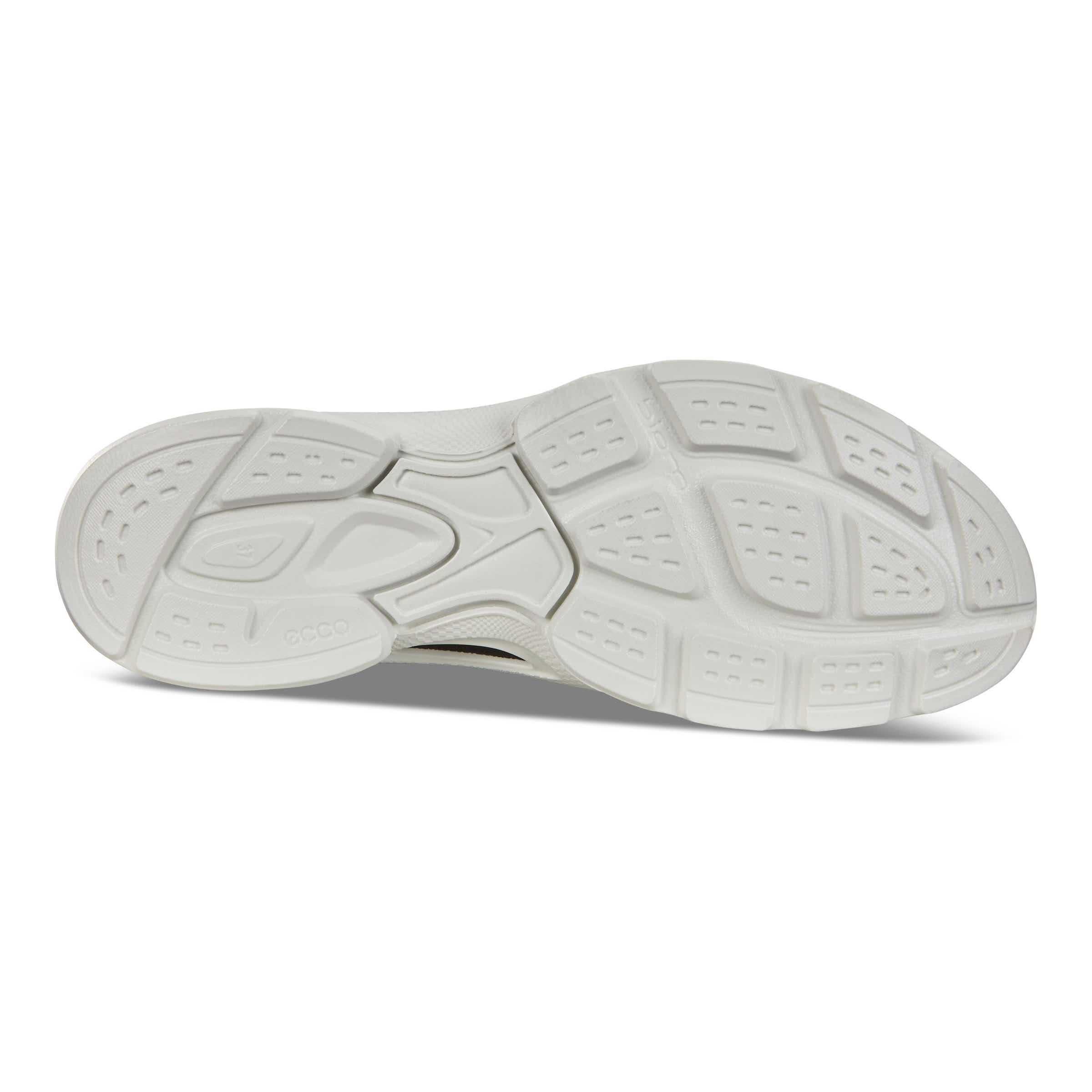 ECCO BIOM STREET. Slip-on - Black - Sole