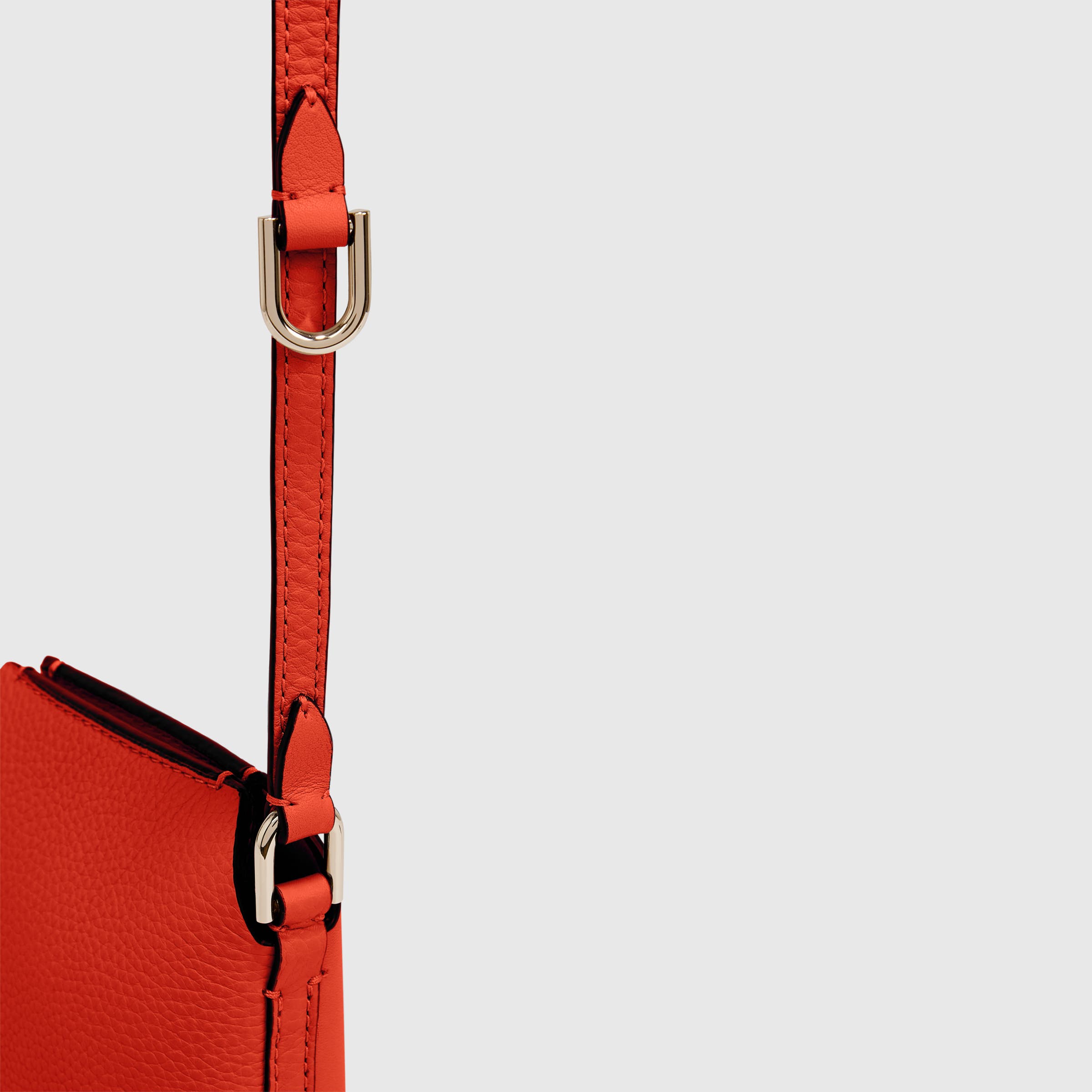 ECCO® Textureblock Leather Crossbody Bag - Red - Detail-1