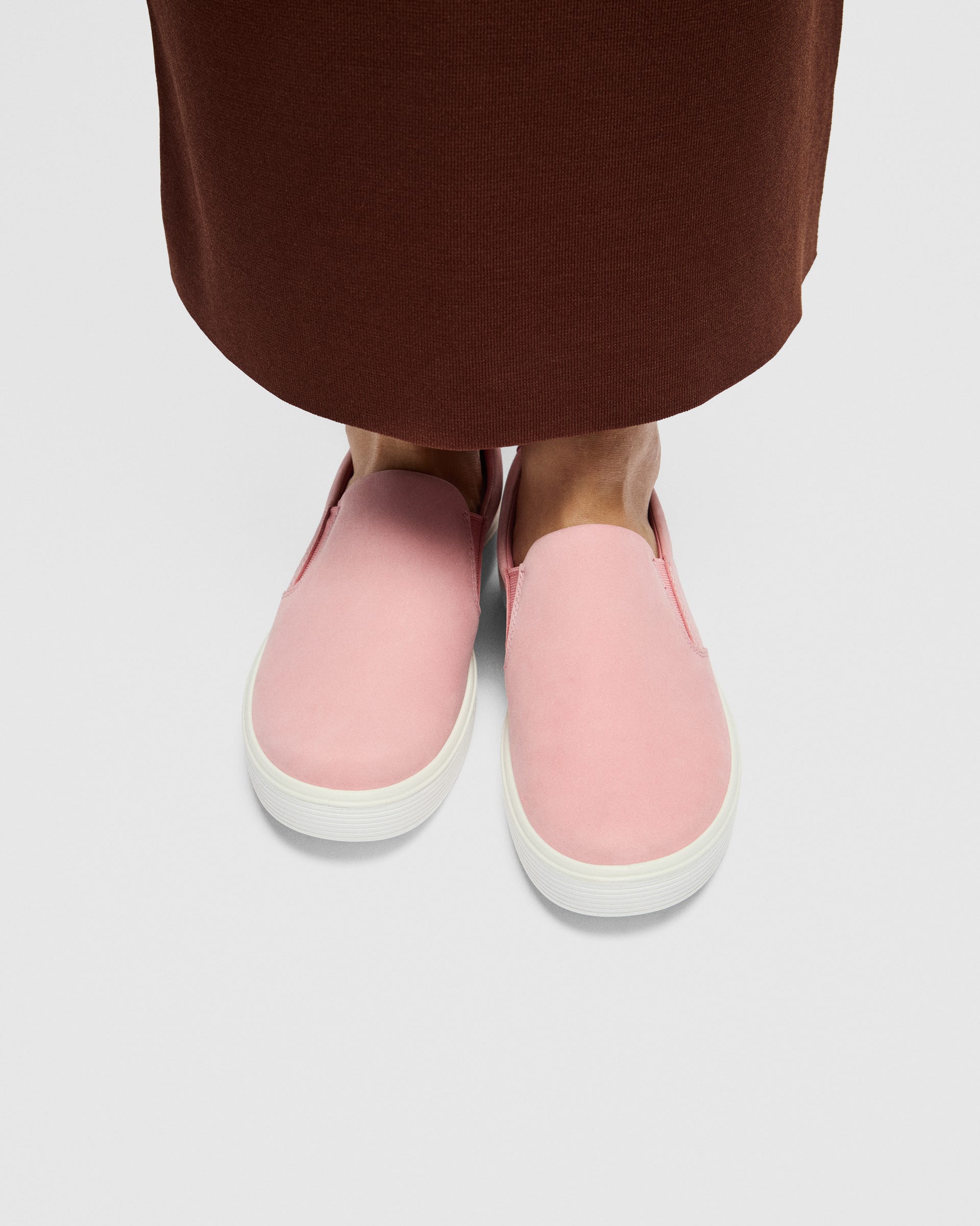 ECCO® Soft 60 női nubuk sneaker - Rózsaszín - Lifestyle image-1
