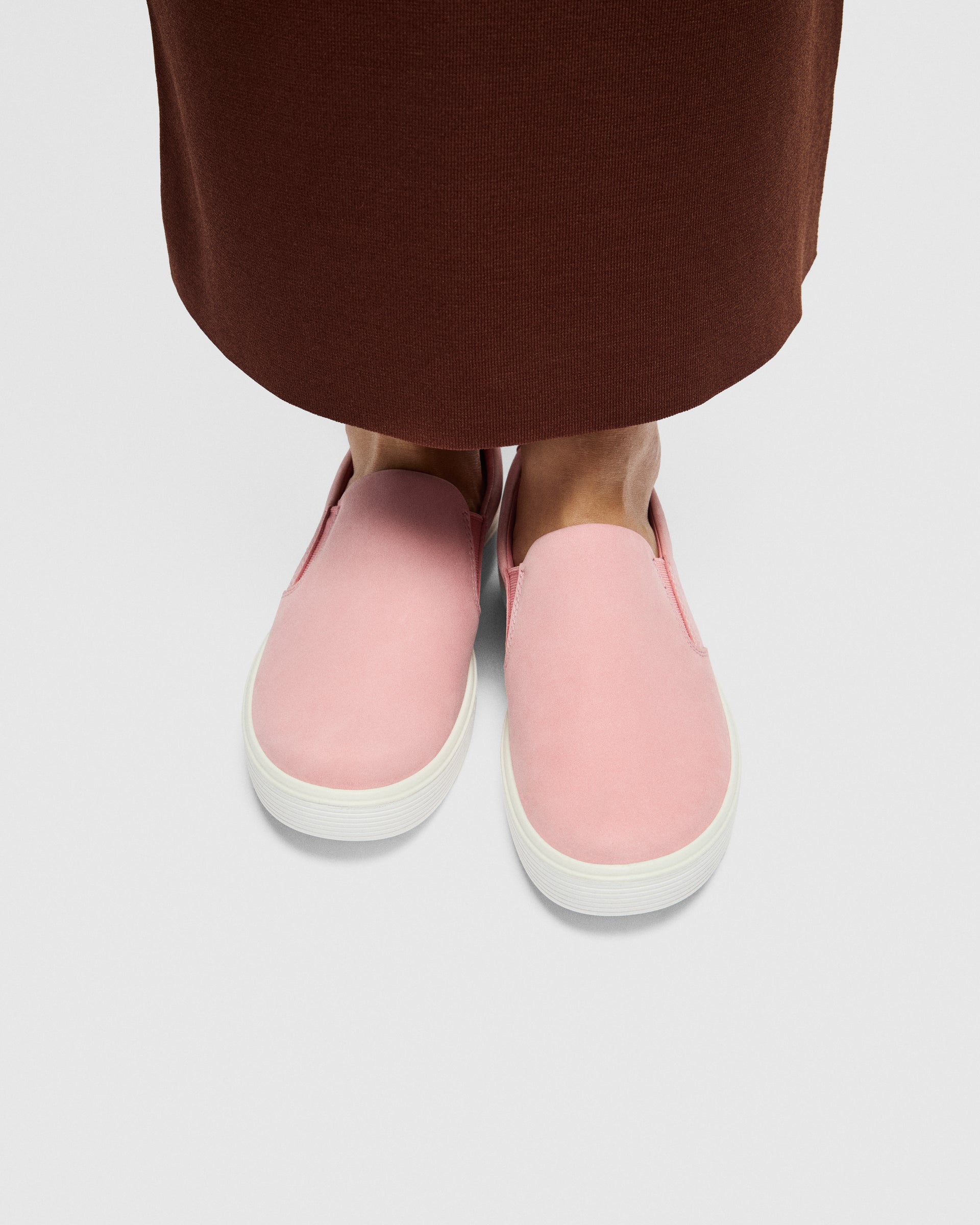 ECCO® Soft 60 női nubuk sneaker - Rózsaszín - Lifestyle image-1