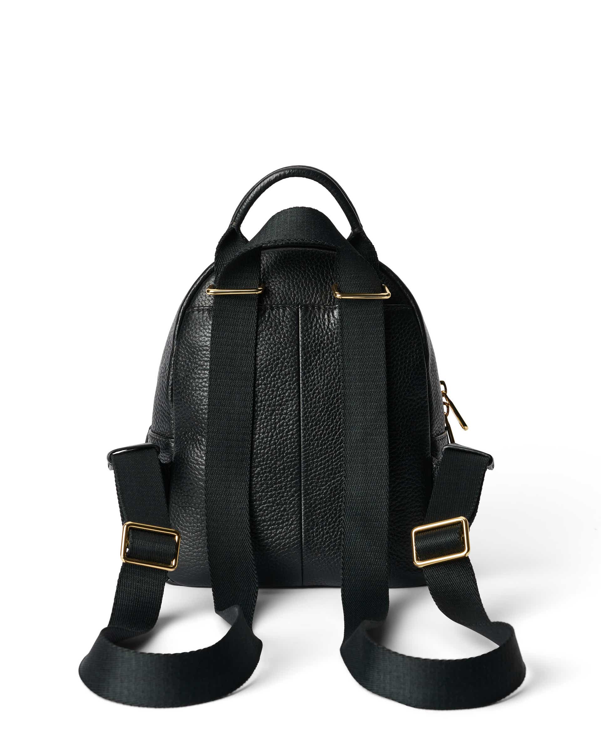 ECCO Round Pack Small Pebbled レザーバックパック | ブラック ECCO Round Pack Small Pebbled レザーバックパック | ブラック