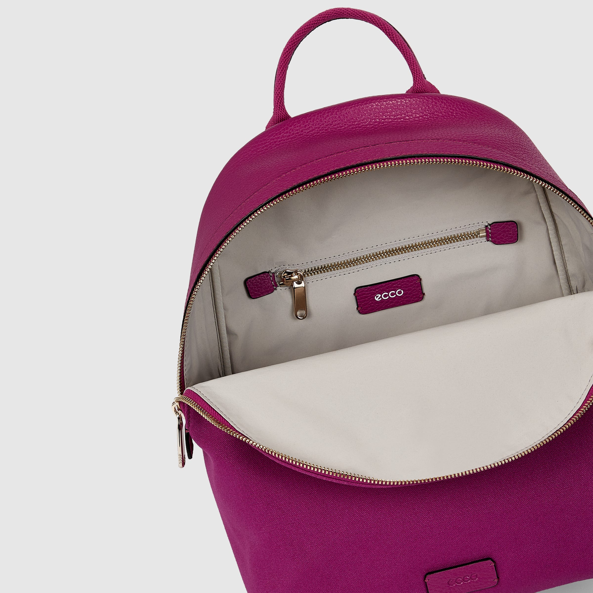 ECCO Textureblock Small Pack Canvas テキスタイルバックパック S 