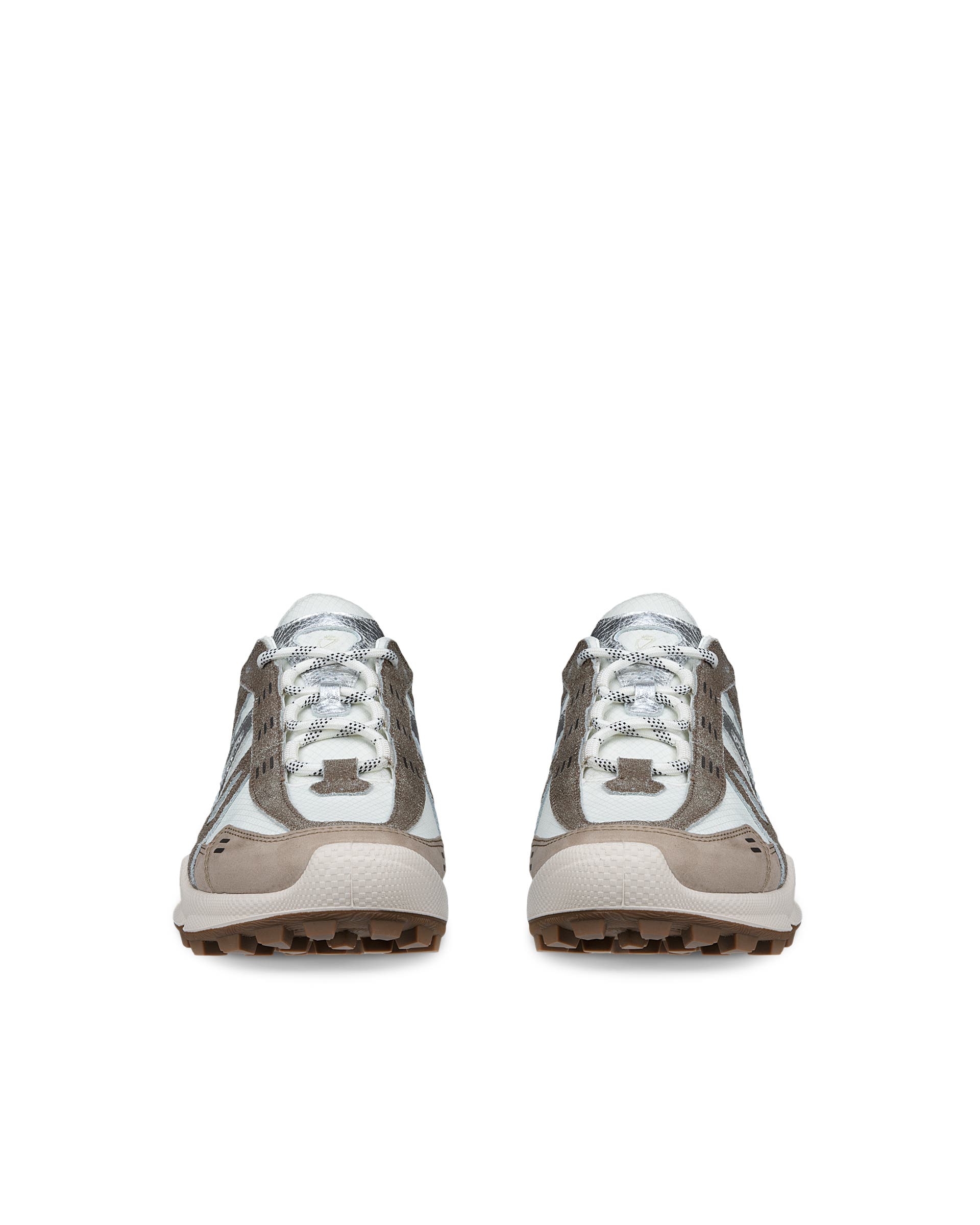 ECCO® BIOM C-Trail baskets de plein air en daim pour femme - Marron - Front pair