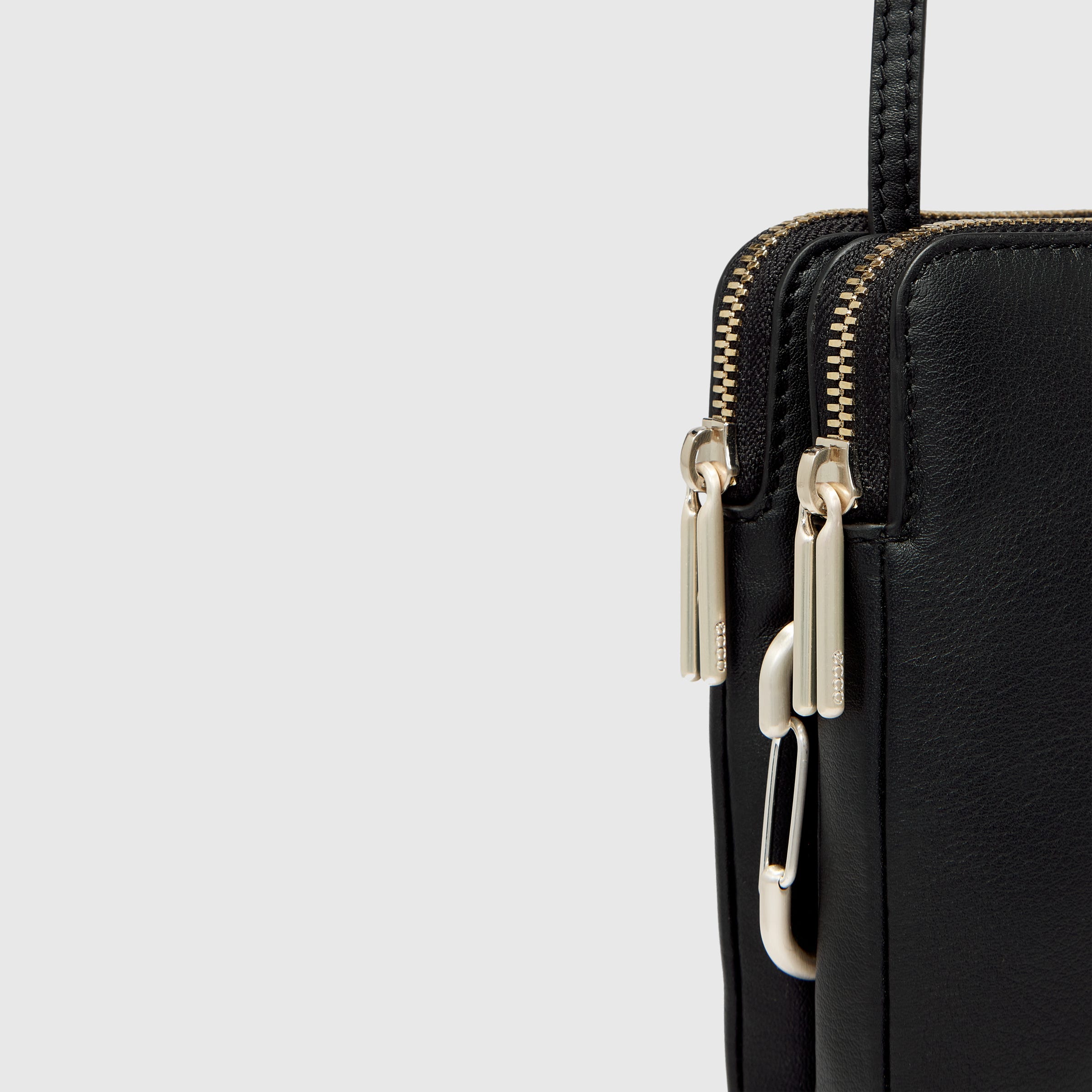 ECCO Pillow Phone Bag - Black - Detail-1