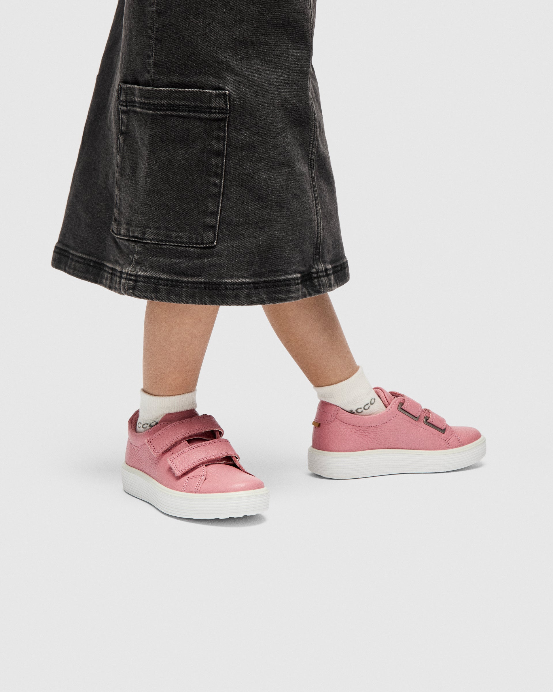 Zapatillas de piel ECCO® Soft 60 para niño/a - Rosa - Lifestyle image-1