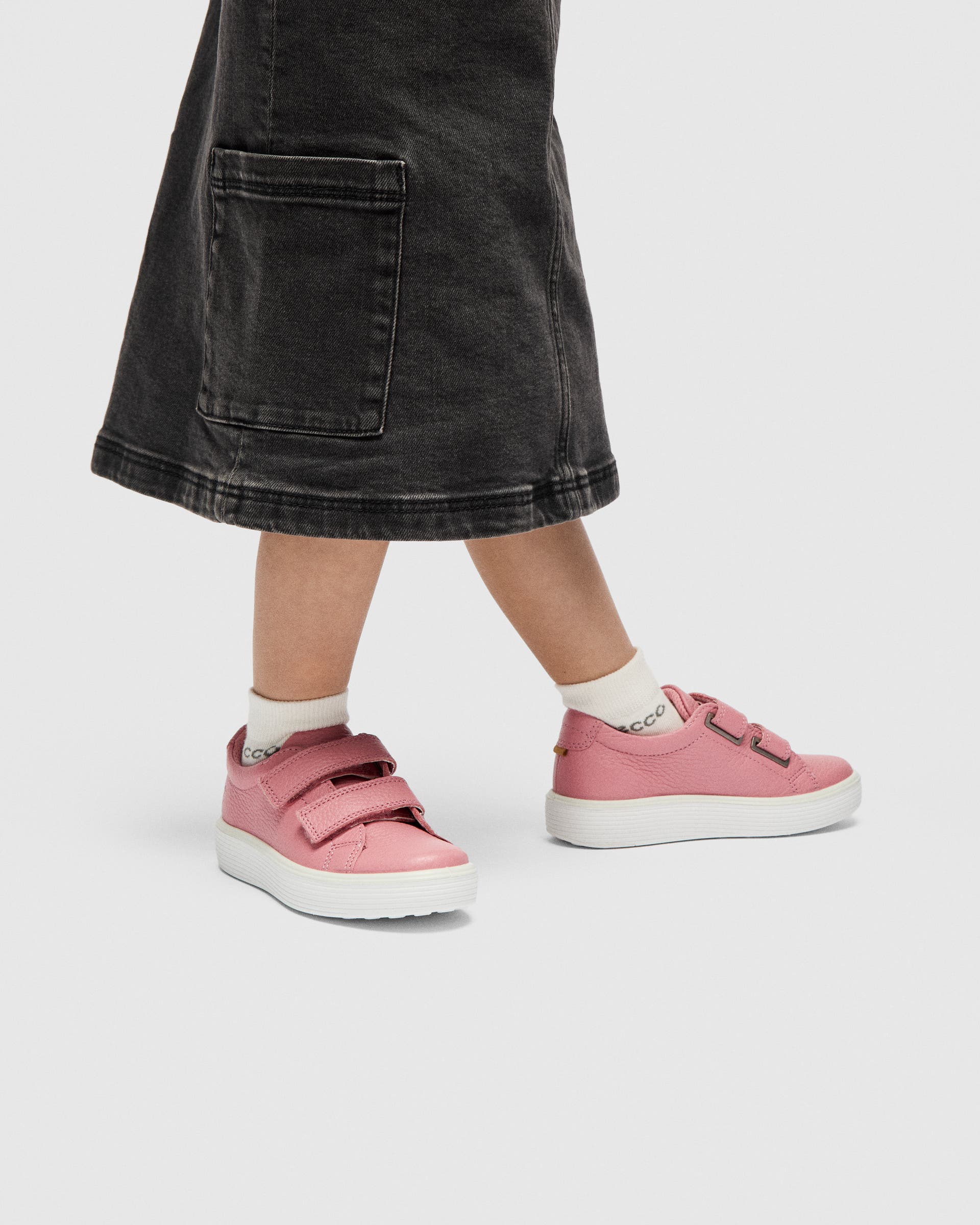Kids' ECCO® Soft 60 Leather Sneaker - Pink - Lifestyle image-1