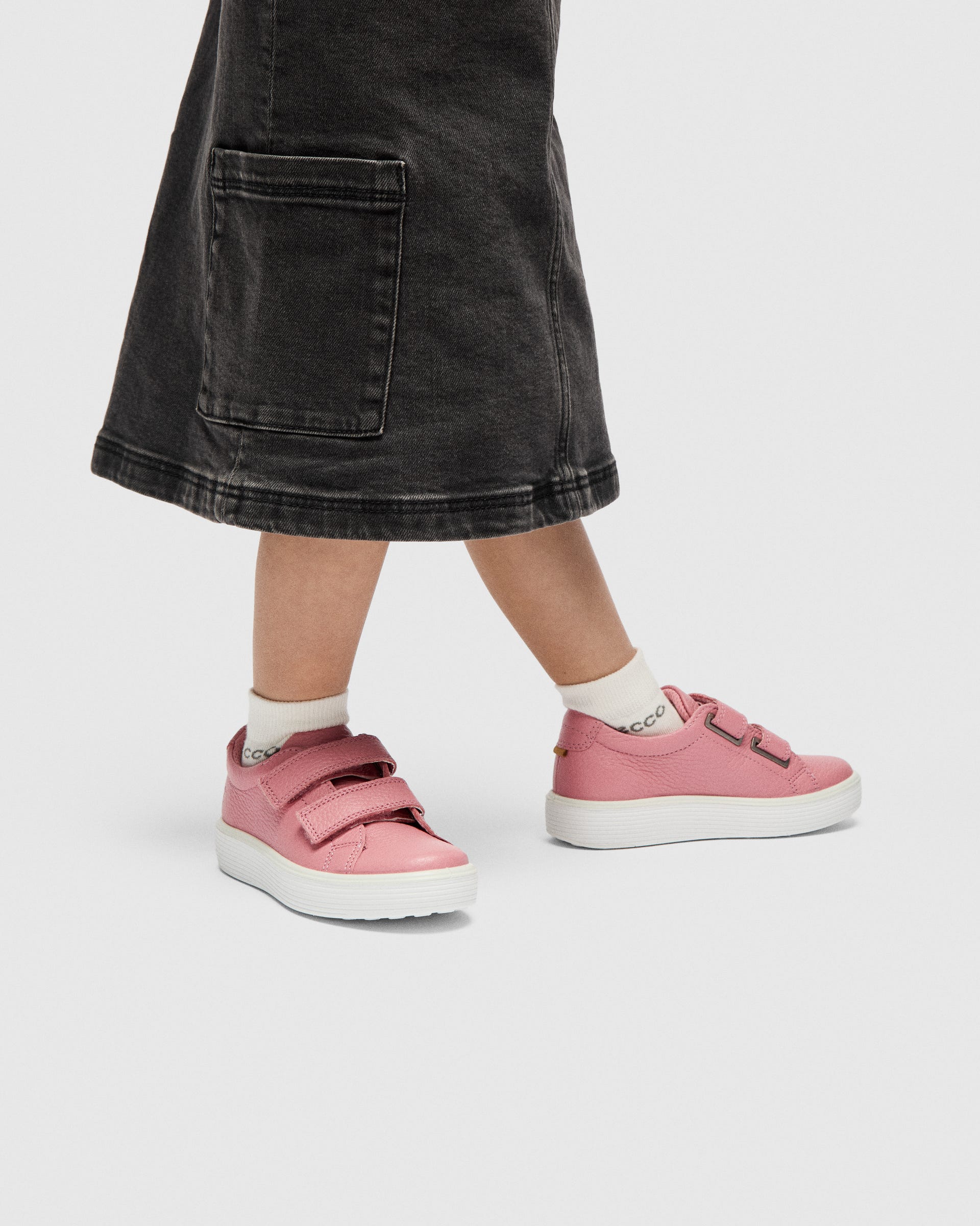 Kids' ECCO® Soft 60 Leather Sneaker - Pink - Lifestyle image-1