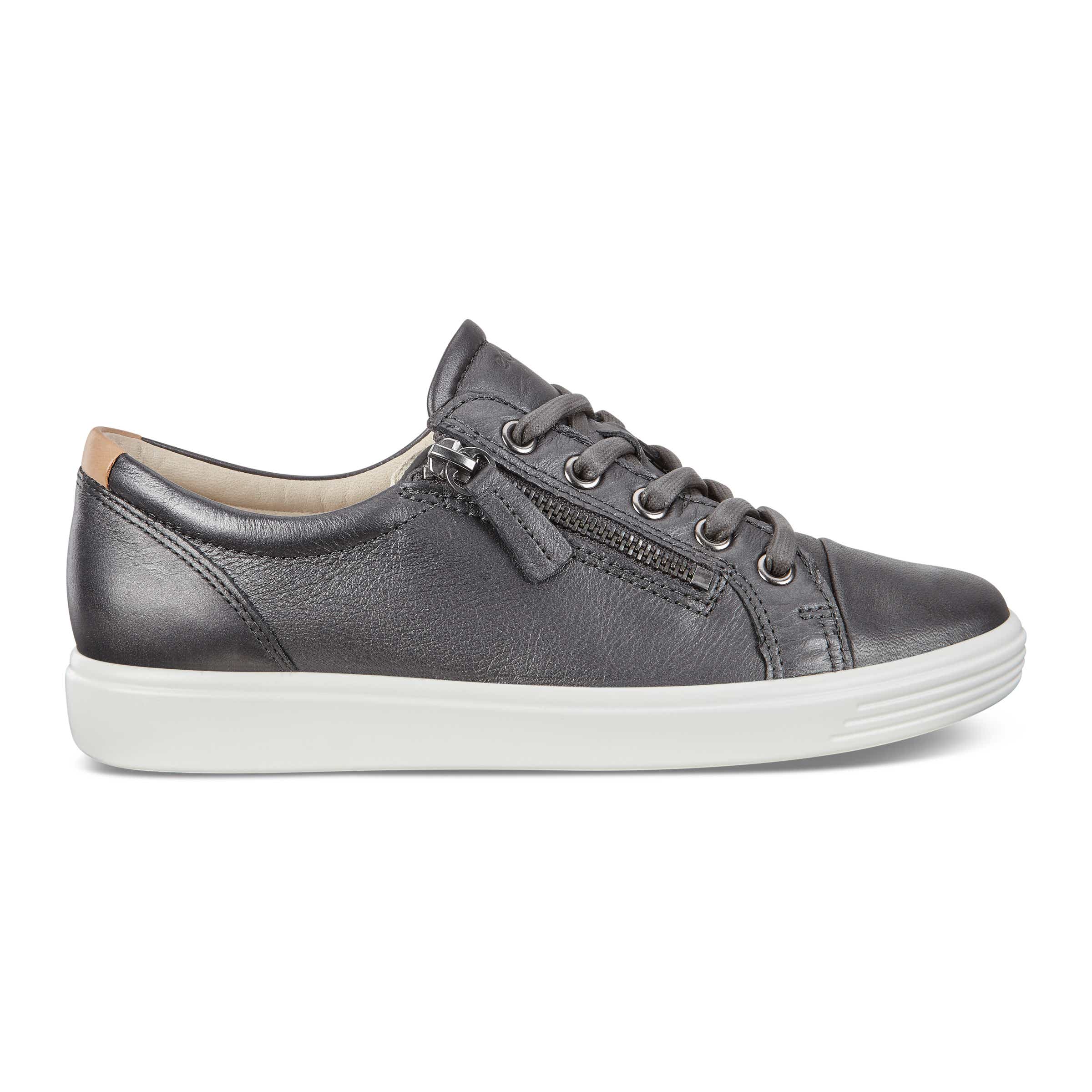 Women's ECCO® Soft 7 Leather Sneaker - Metallics - Outside
