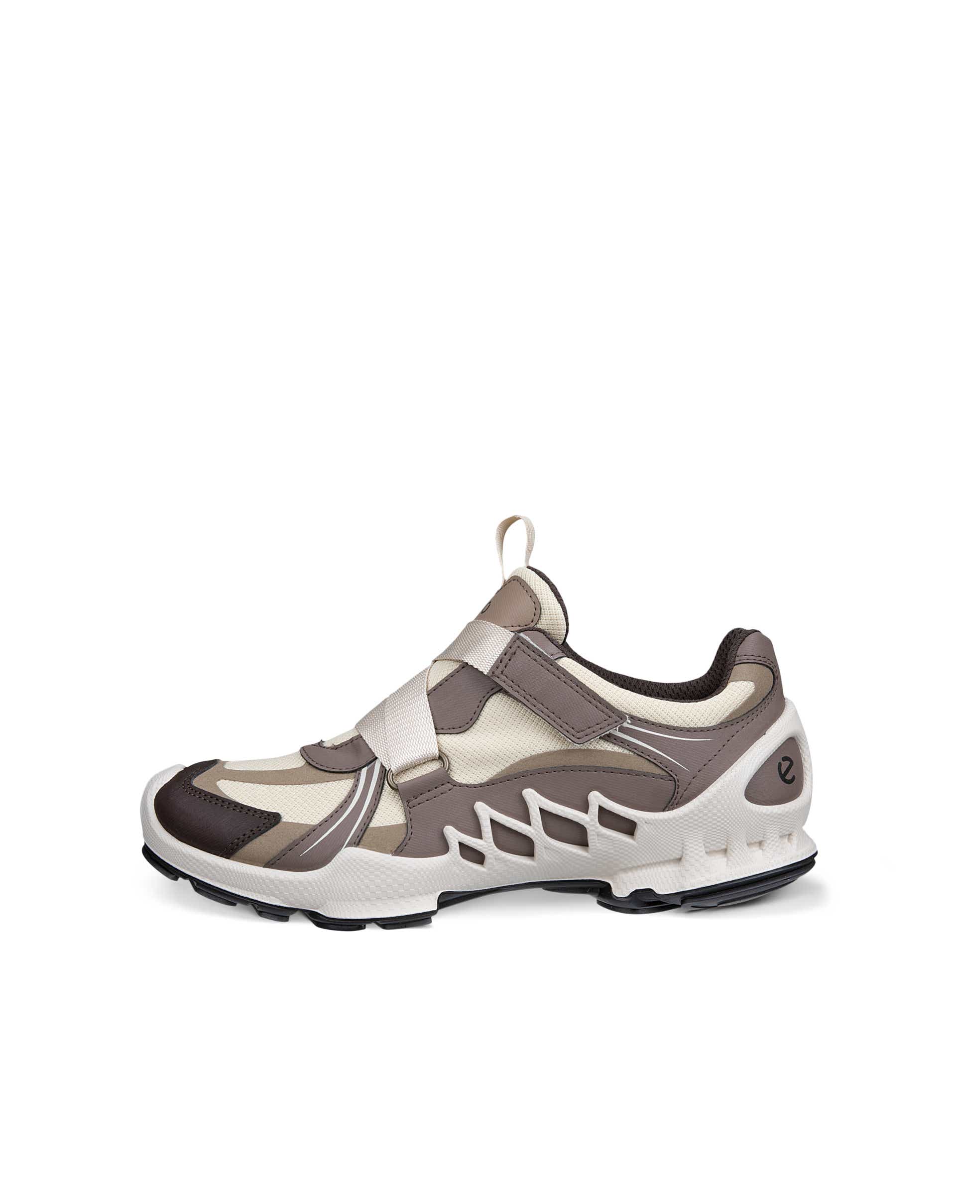 ECCO® BIOM AEX Damen Outdoor-Schuh aus Textil - Braun - Outside