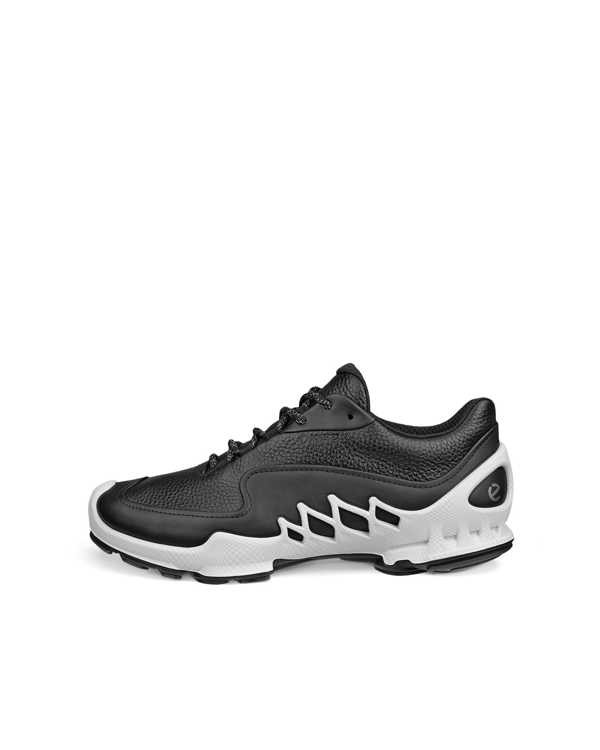 ECCO BIOM AEX WOMEN ウィメンズ レザーGore-Texシューズ - ブラック - Outside