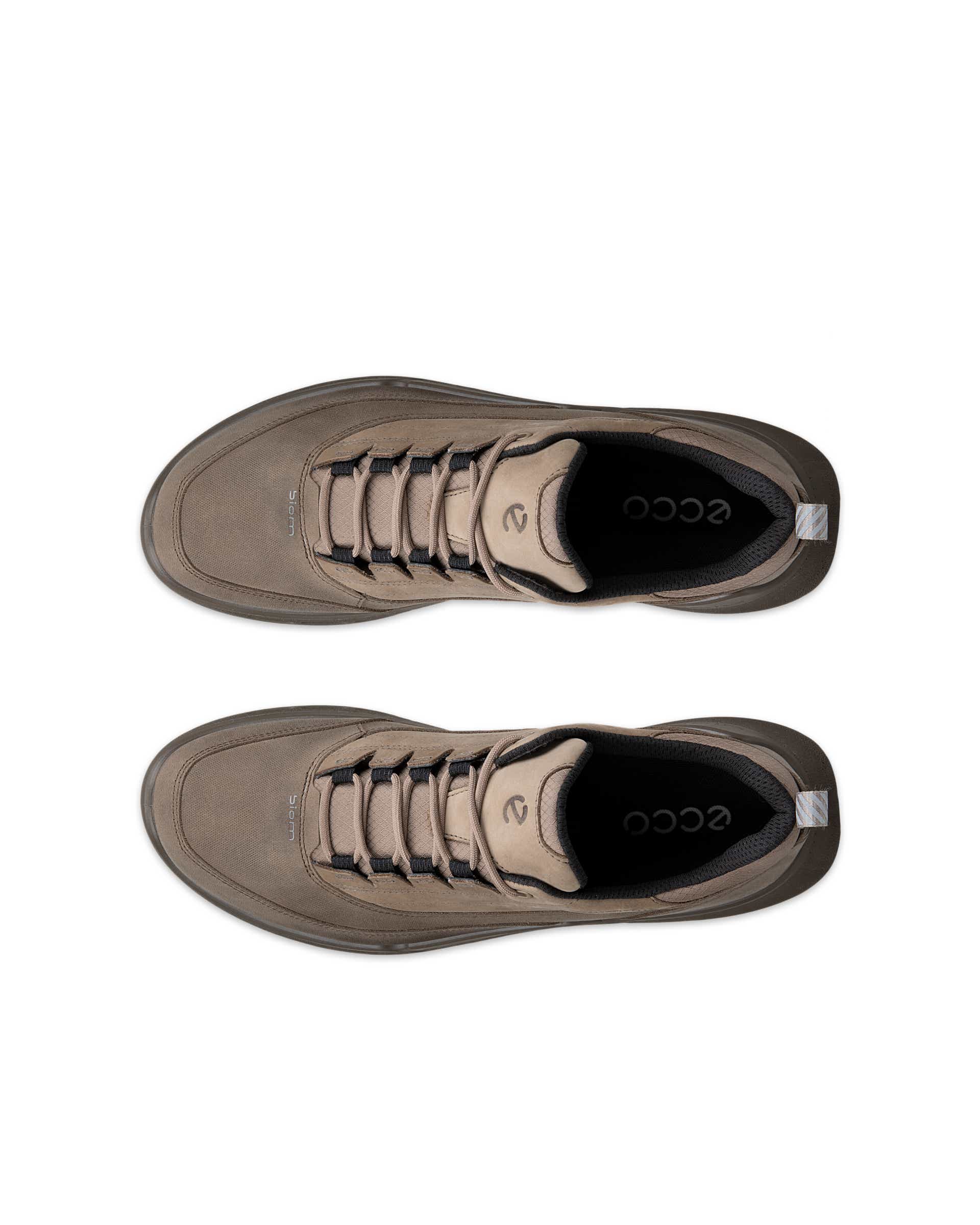 ECCO® BIOM 720 baskets en nubuck Gore-Tex pour homme - Beige - Top left pair