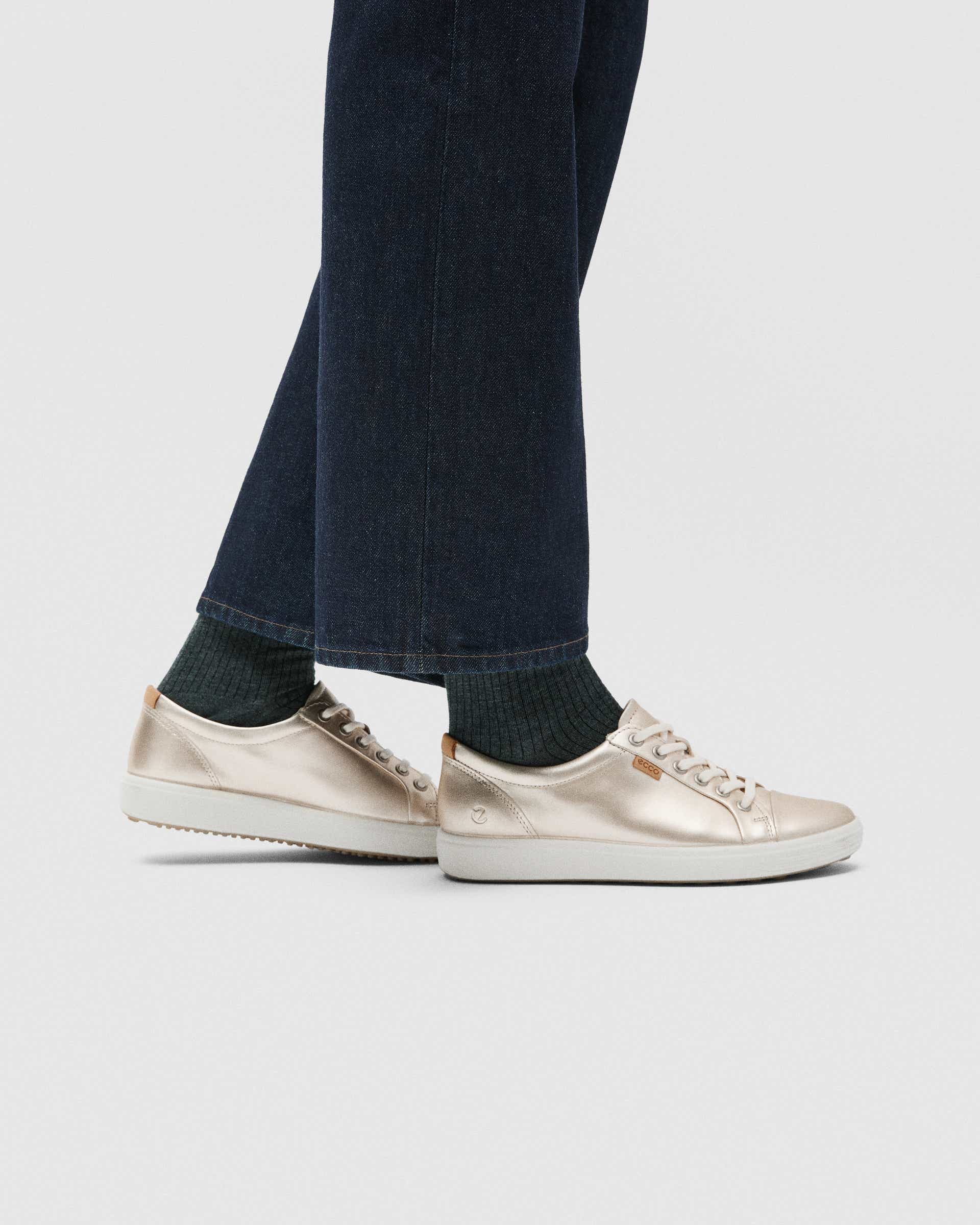 ECCO® Soft 7 baskets en cuir pour femme - Métallisé - Lifestyle image-1