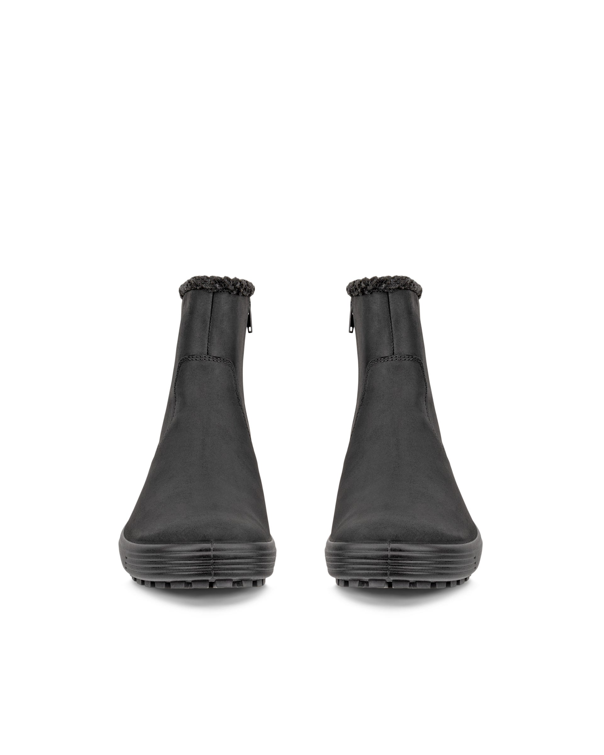 ECCO® Soft 7 Tred ženske srednje čizme od nubuka - Crna - Front pair