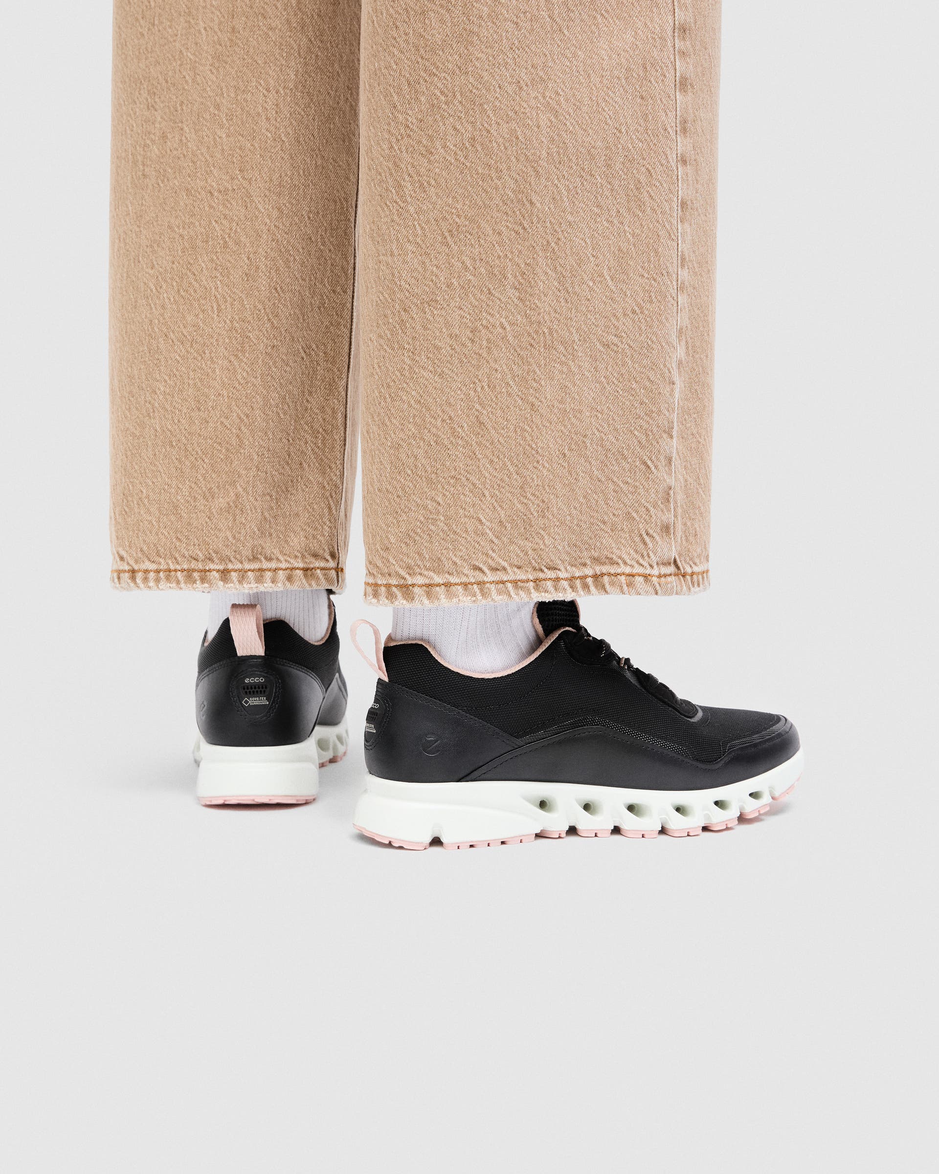 Women's ECCO® Multi-Vent Textile Gore-Tex Shoe - Black - Lifestyle image-1