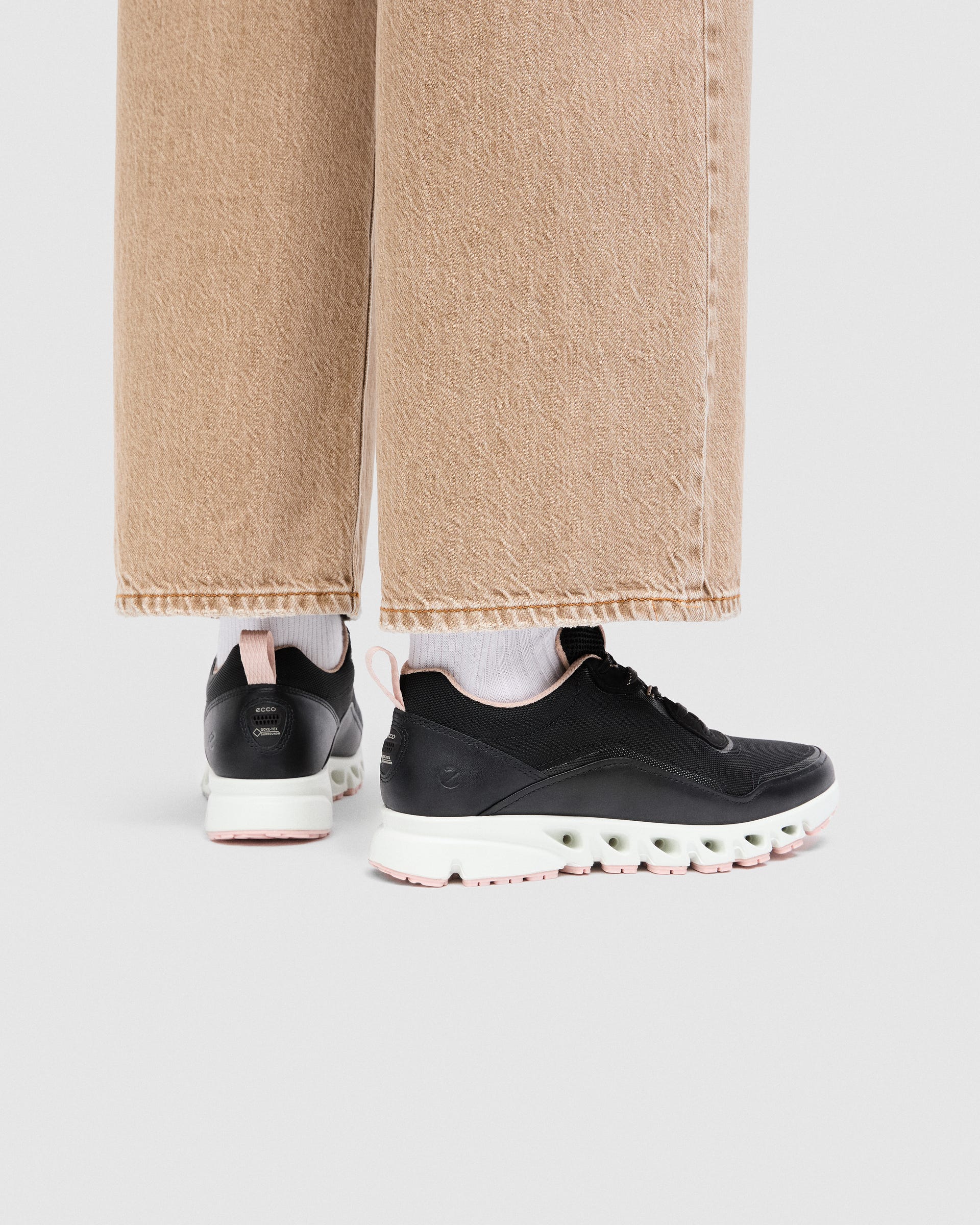 Women's ECCO® Multi-Vent Textile Gore-Tex Shoe - Black - Lifestyle image-1