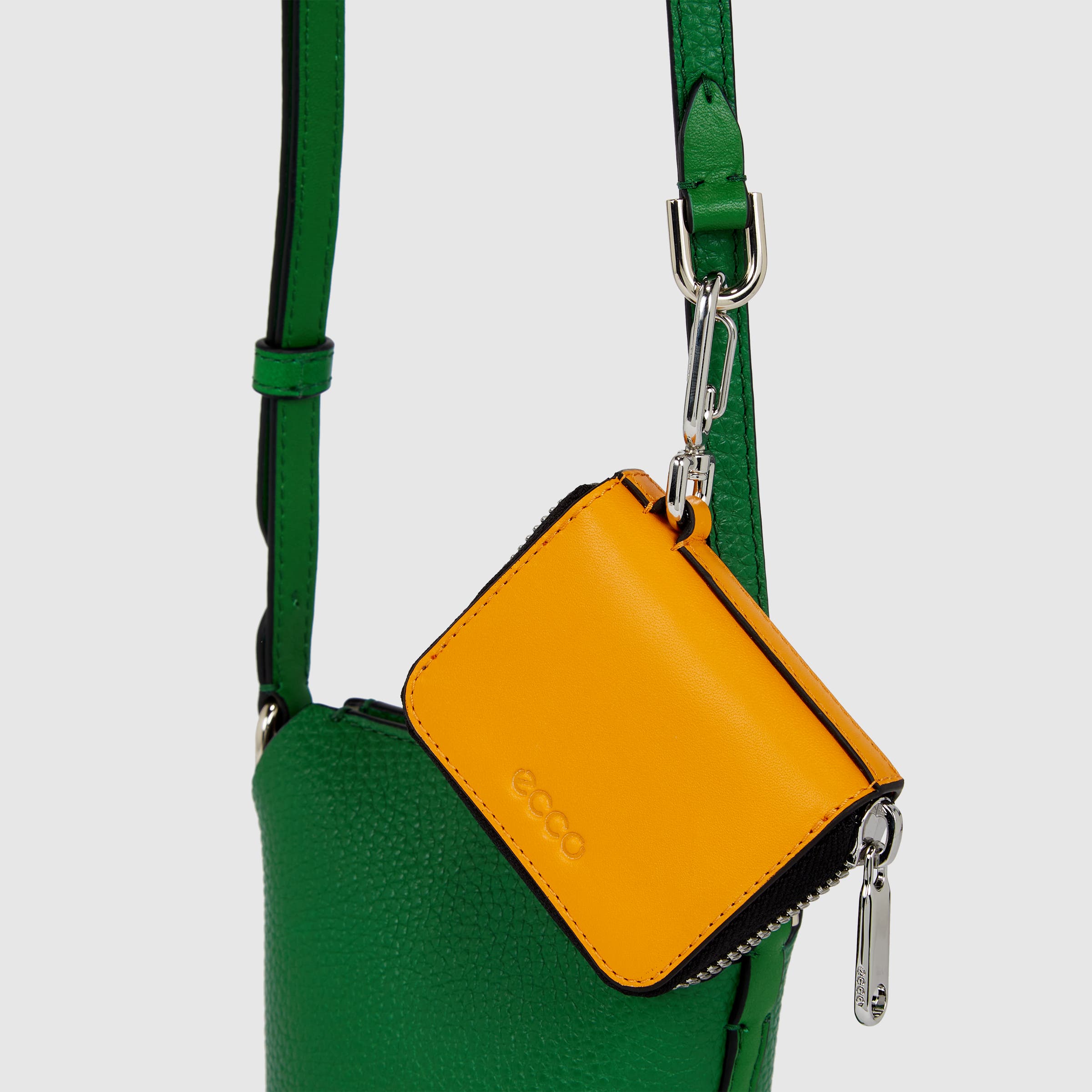 ECCO® Textureblock Pot Leather Crossbody Bag - Green - Detail-1