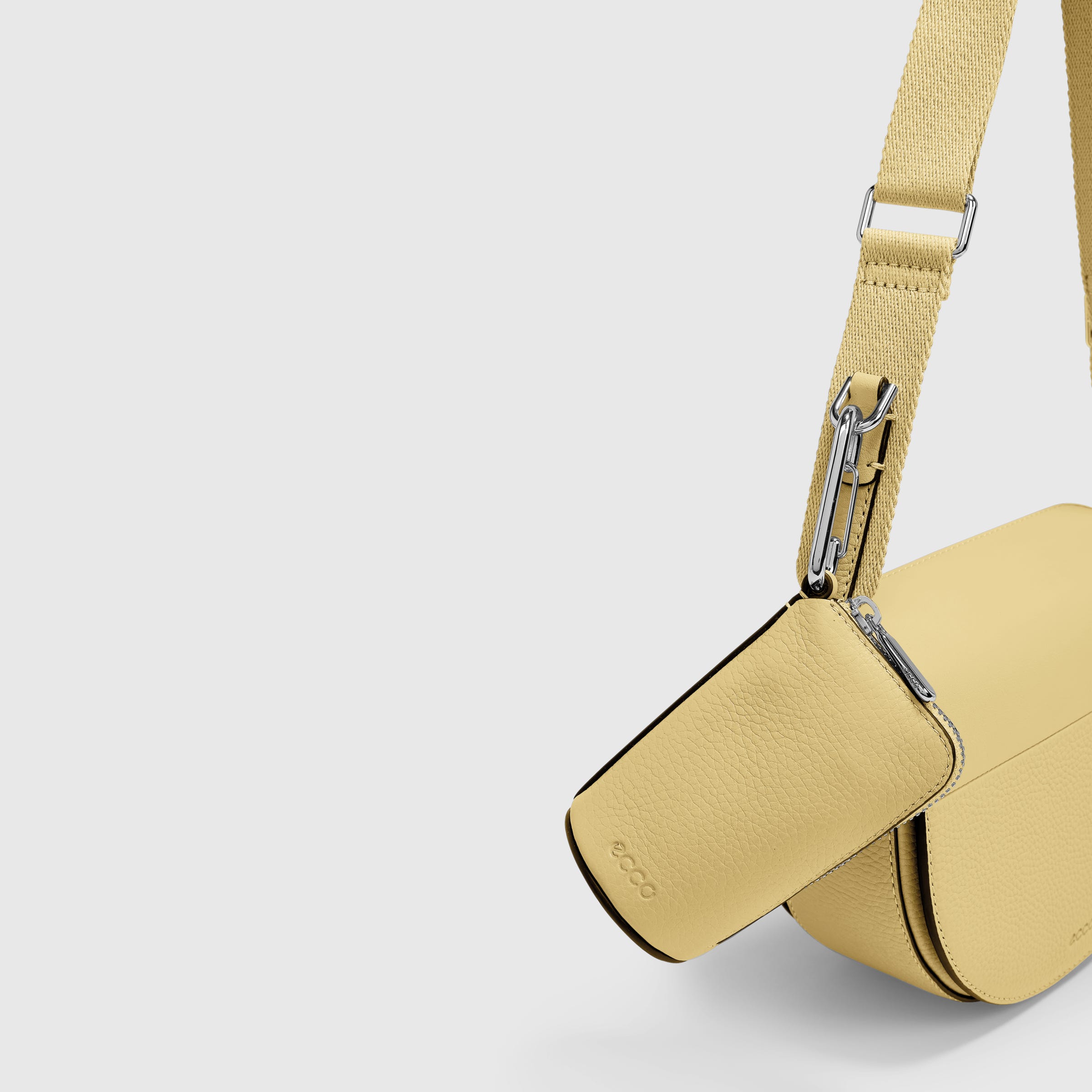 ECCO® Textureblock Leather Saddle Bag - Yellow - Detail-2